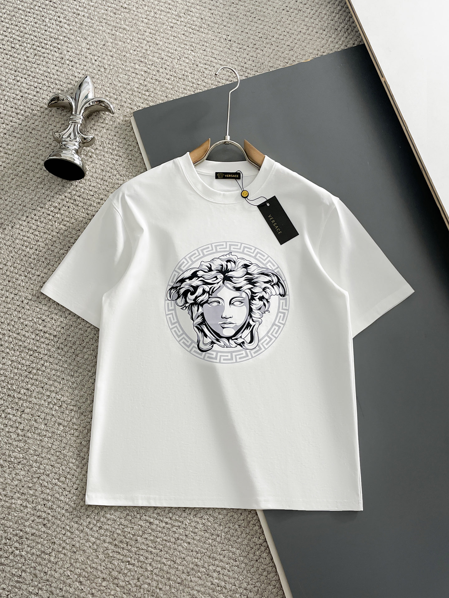 short sleeves