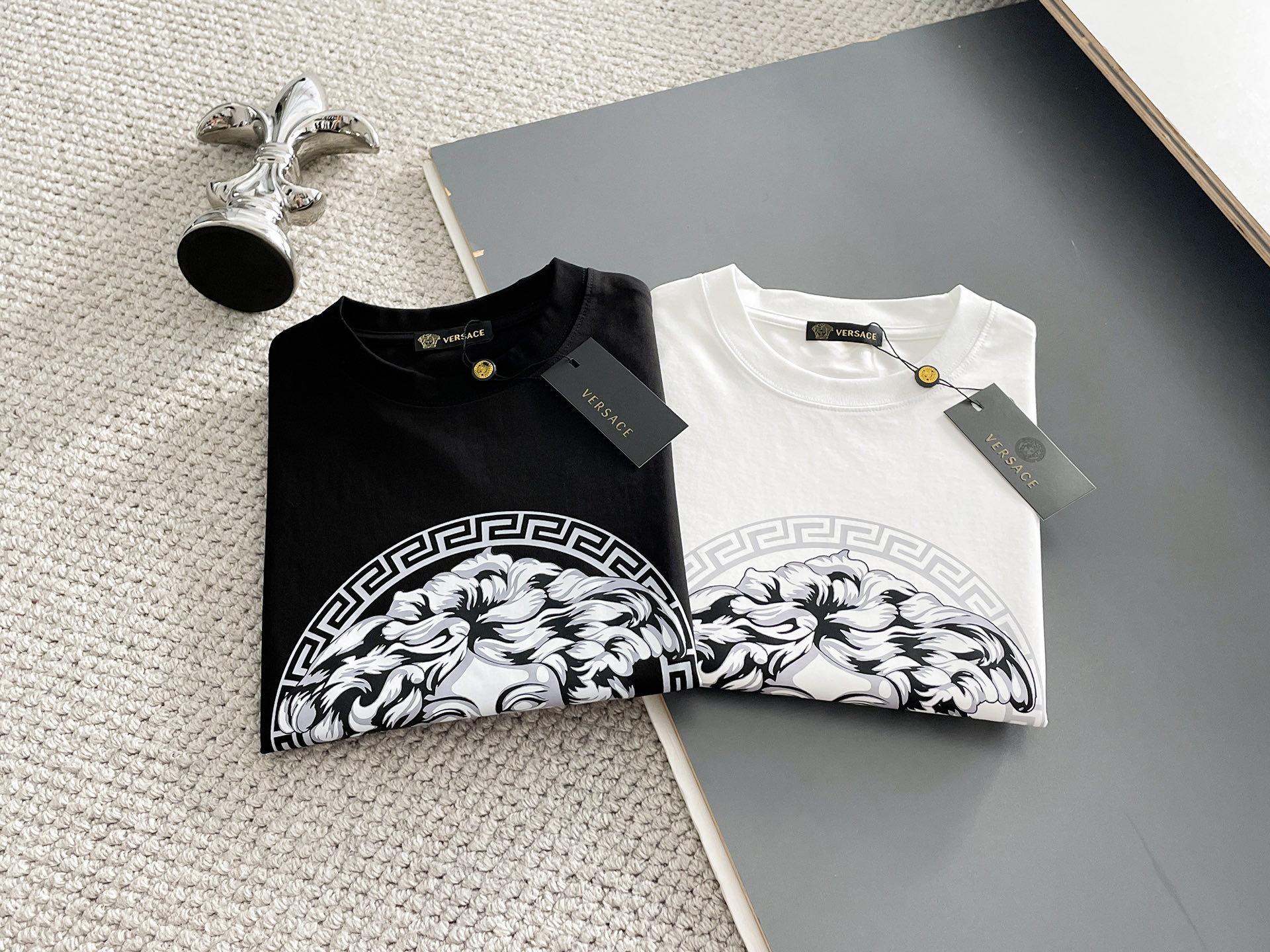 short sleeves