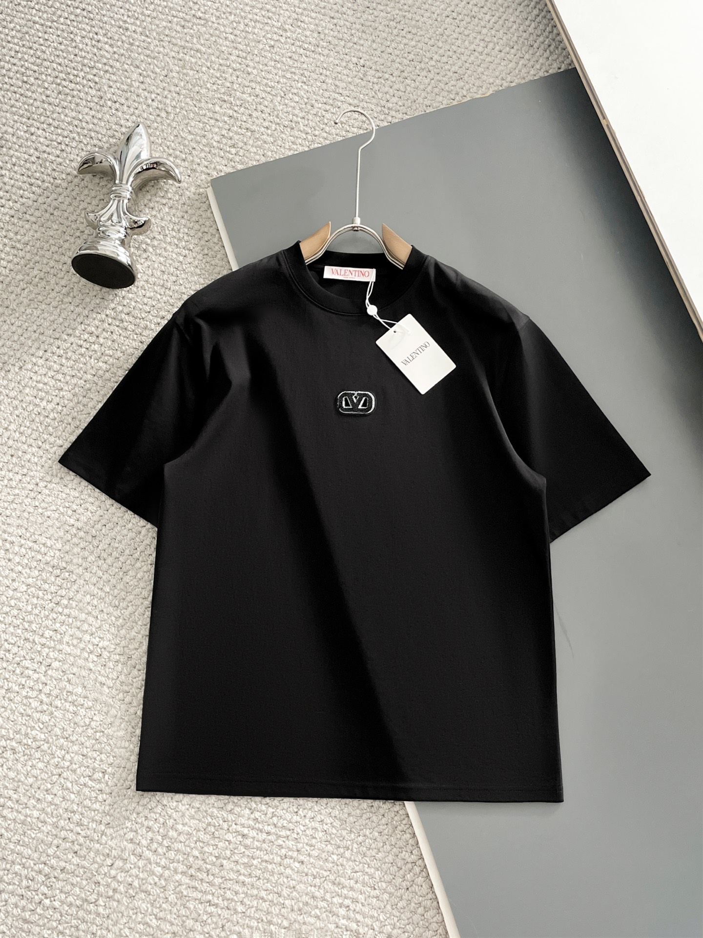 short sleeves
