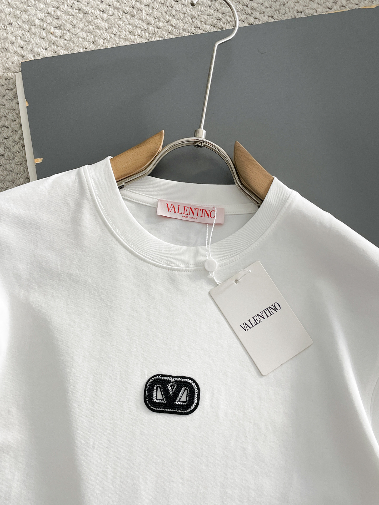 short sleeves