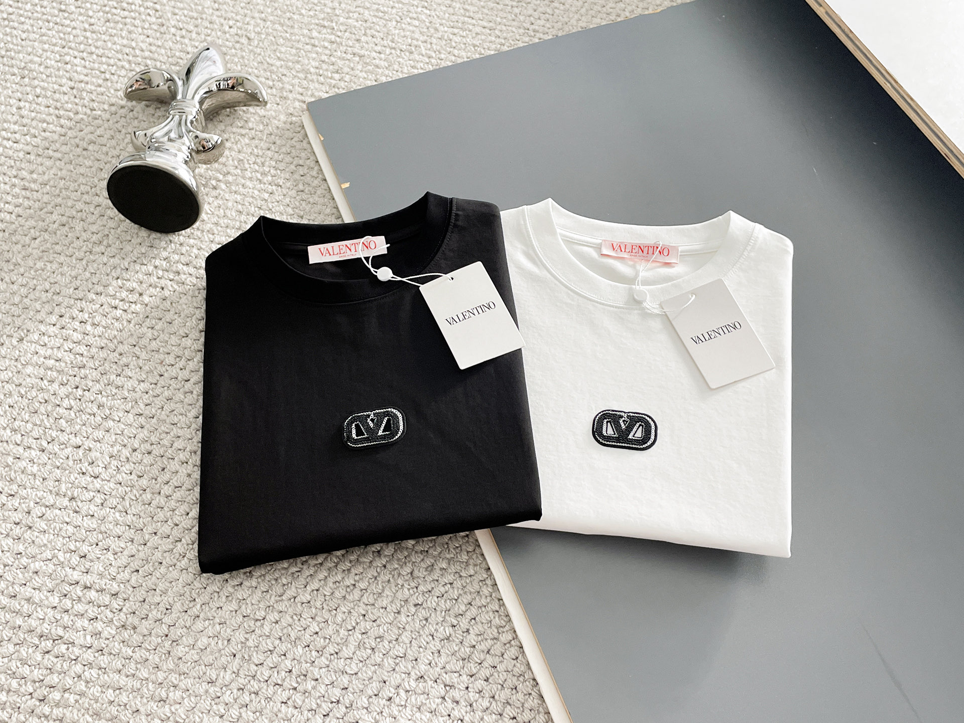 short sleeves