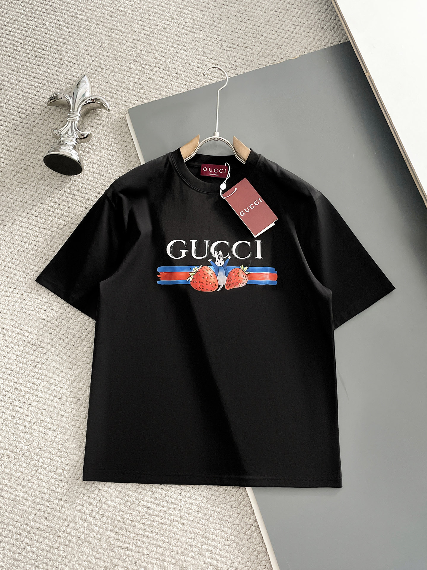 short sleeves