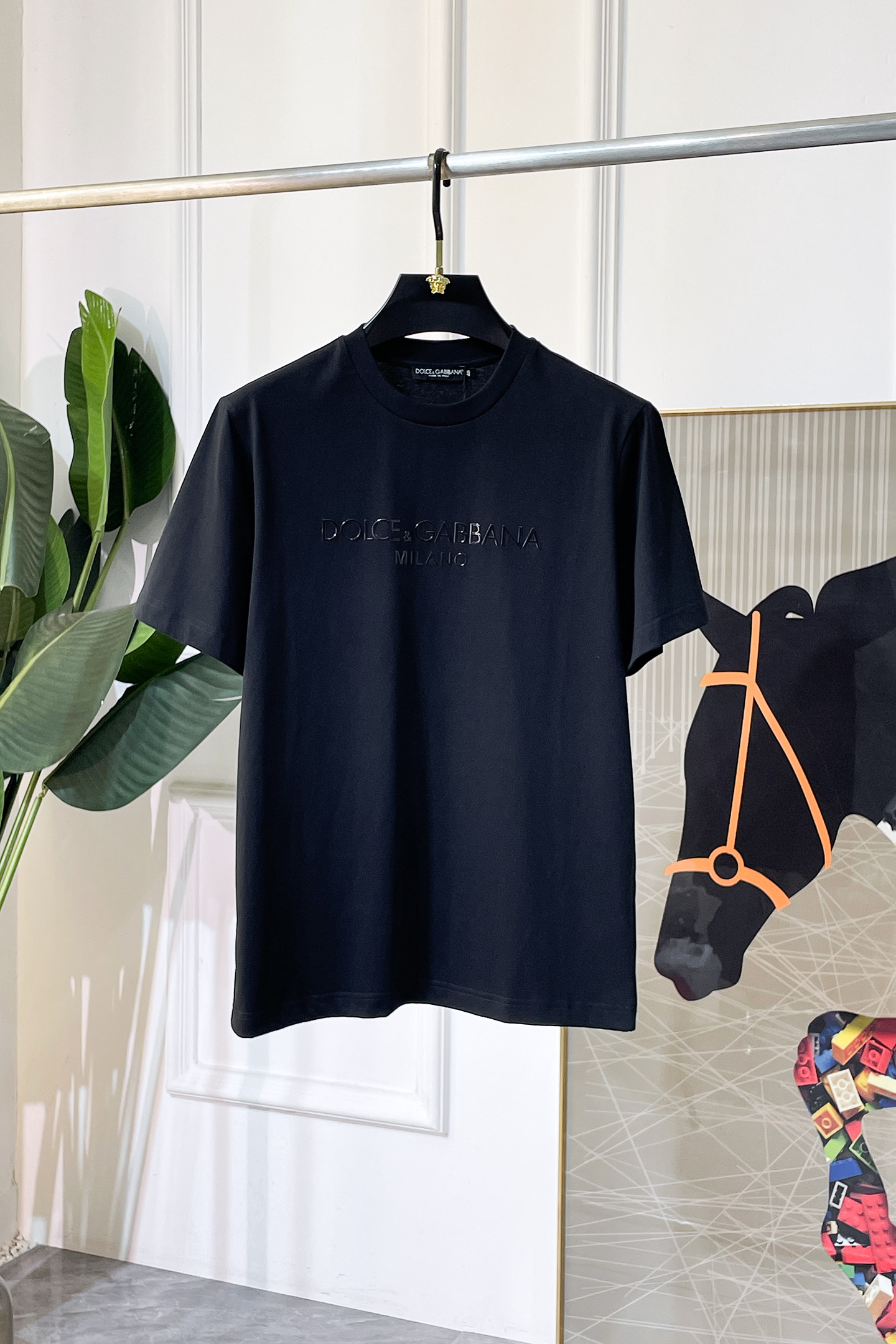 short sleeves