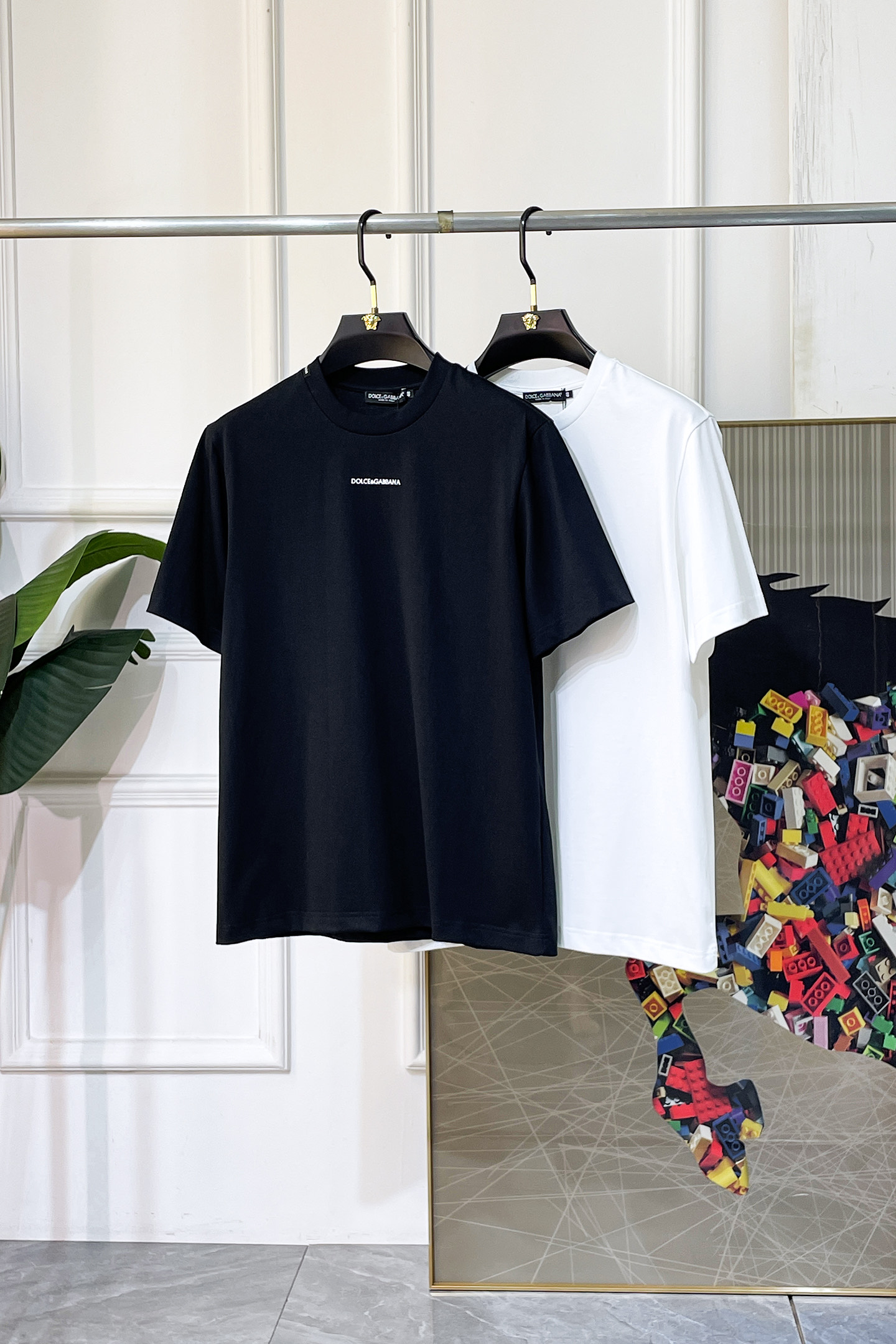 short sleeves