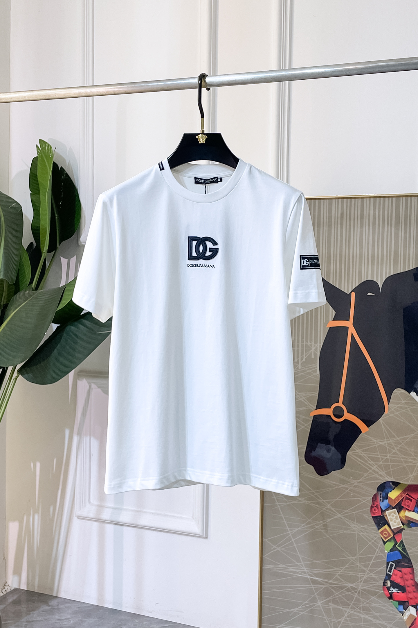 short sleeves