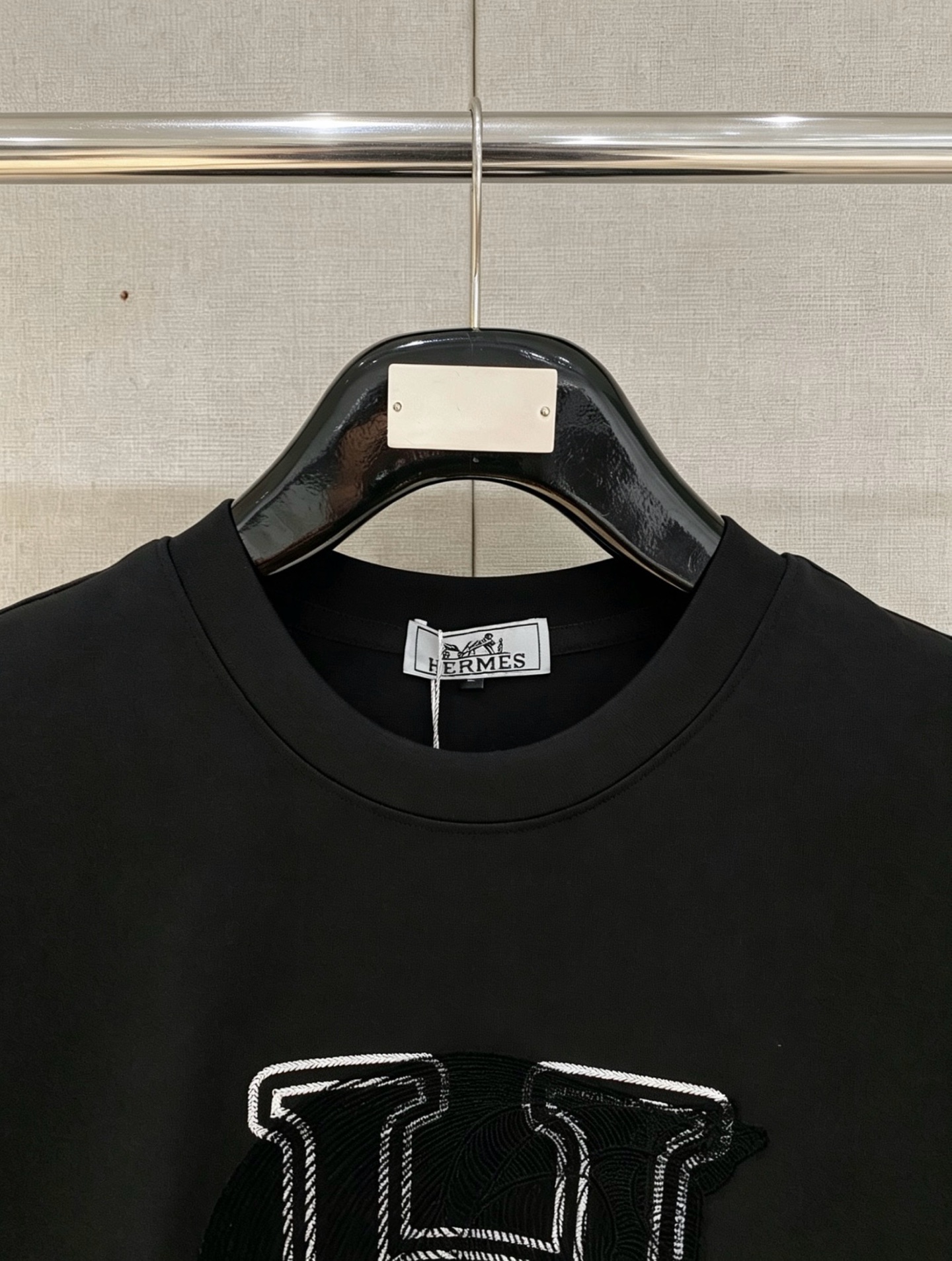 short sleeves
