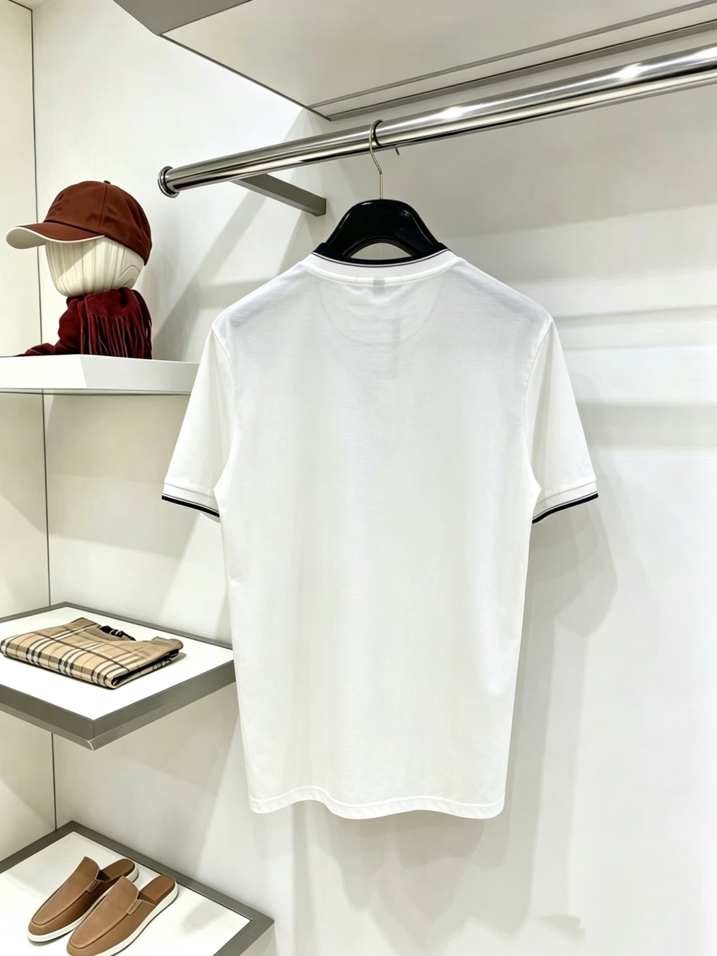 short sleeves