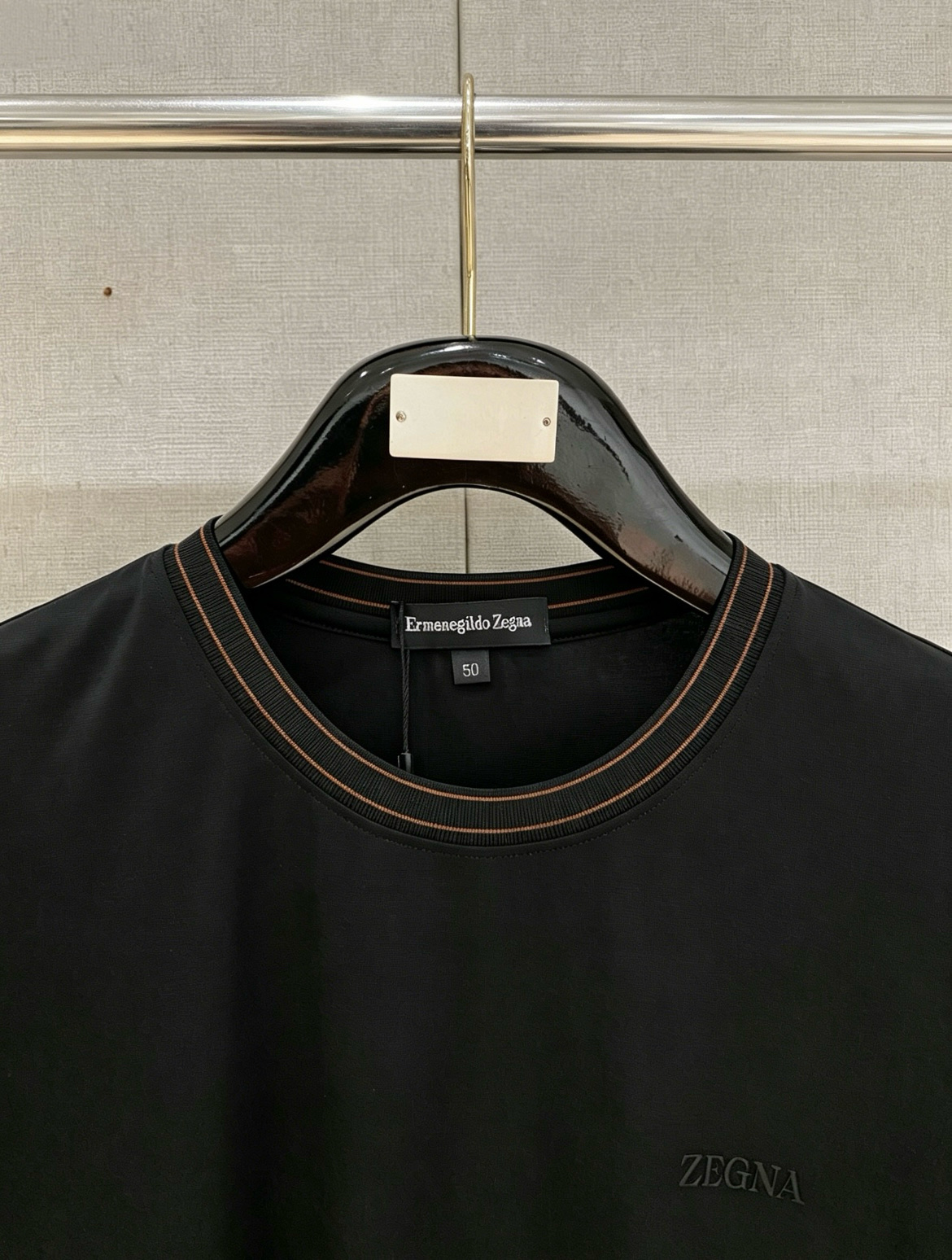 short sleeves
