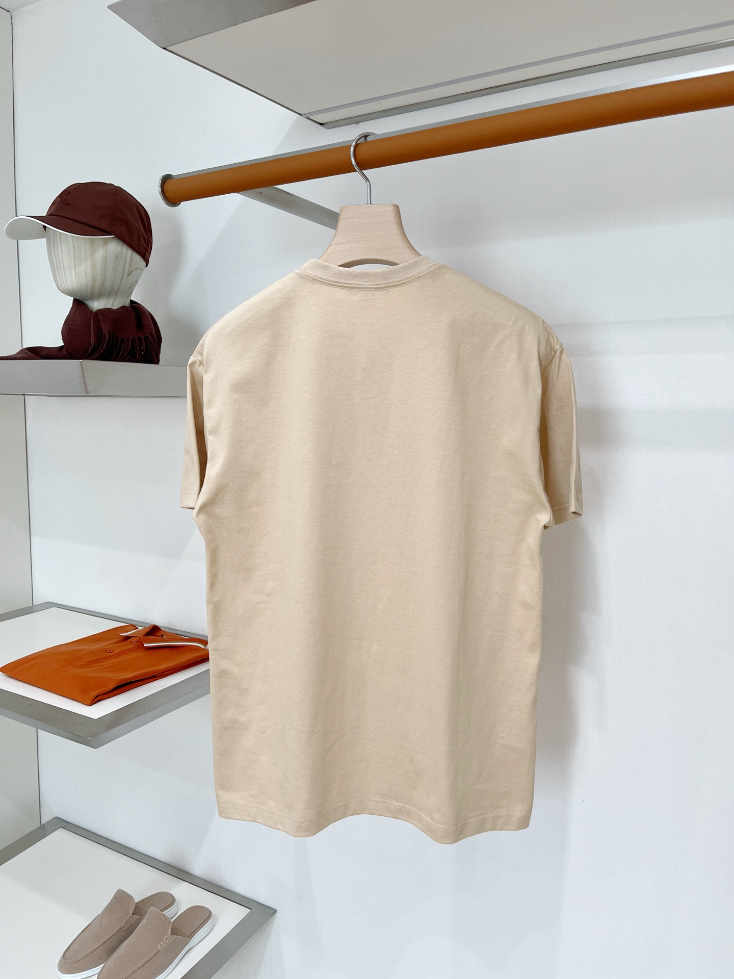 short sleeves