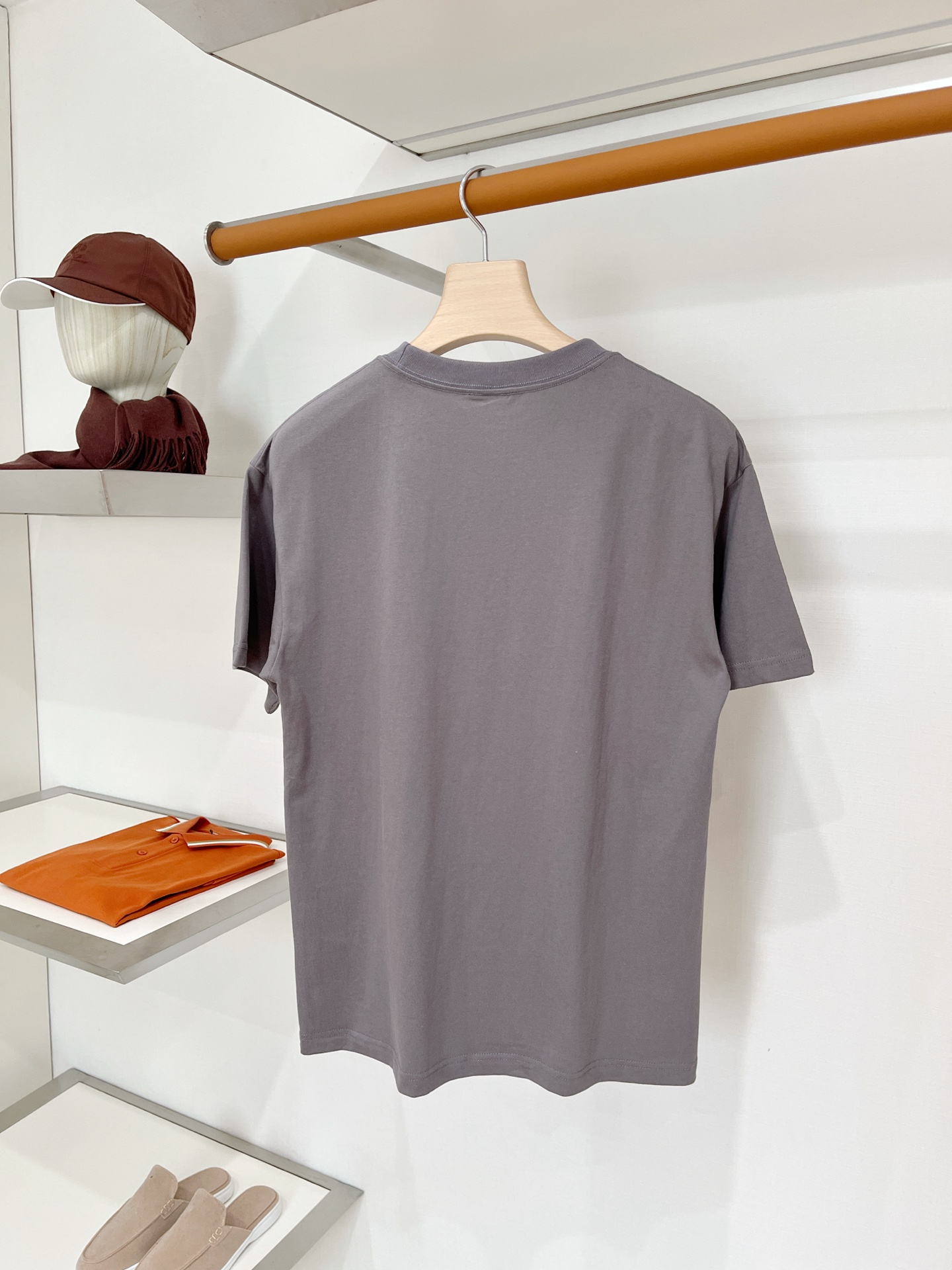 short sleeves