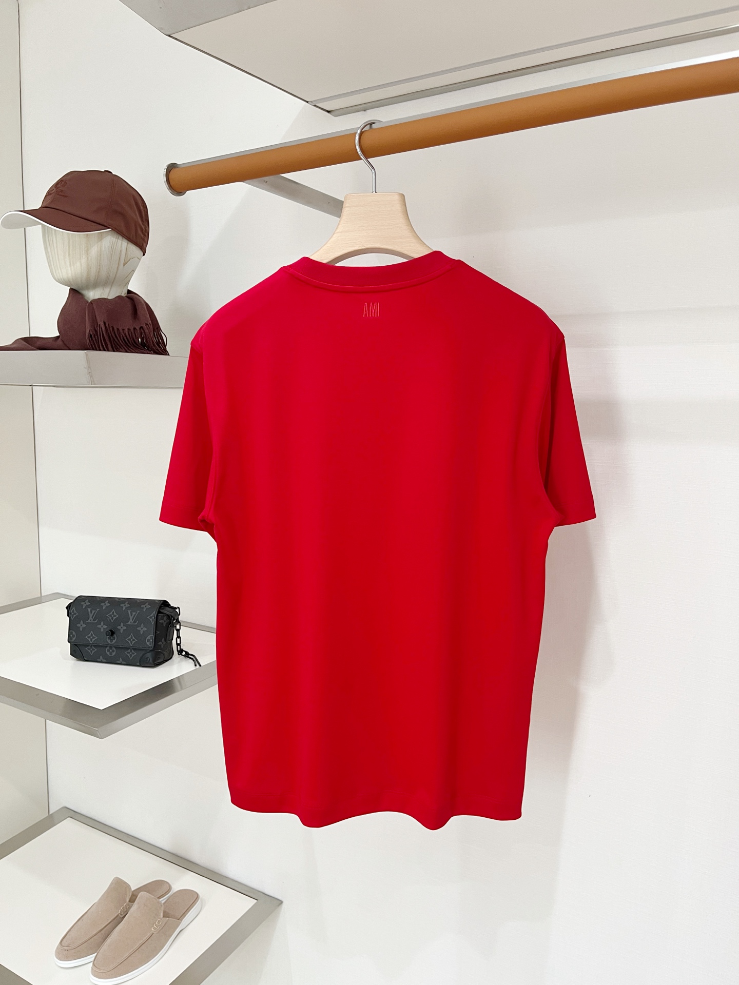 short sleeves