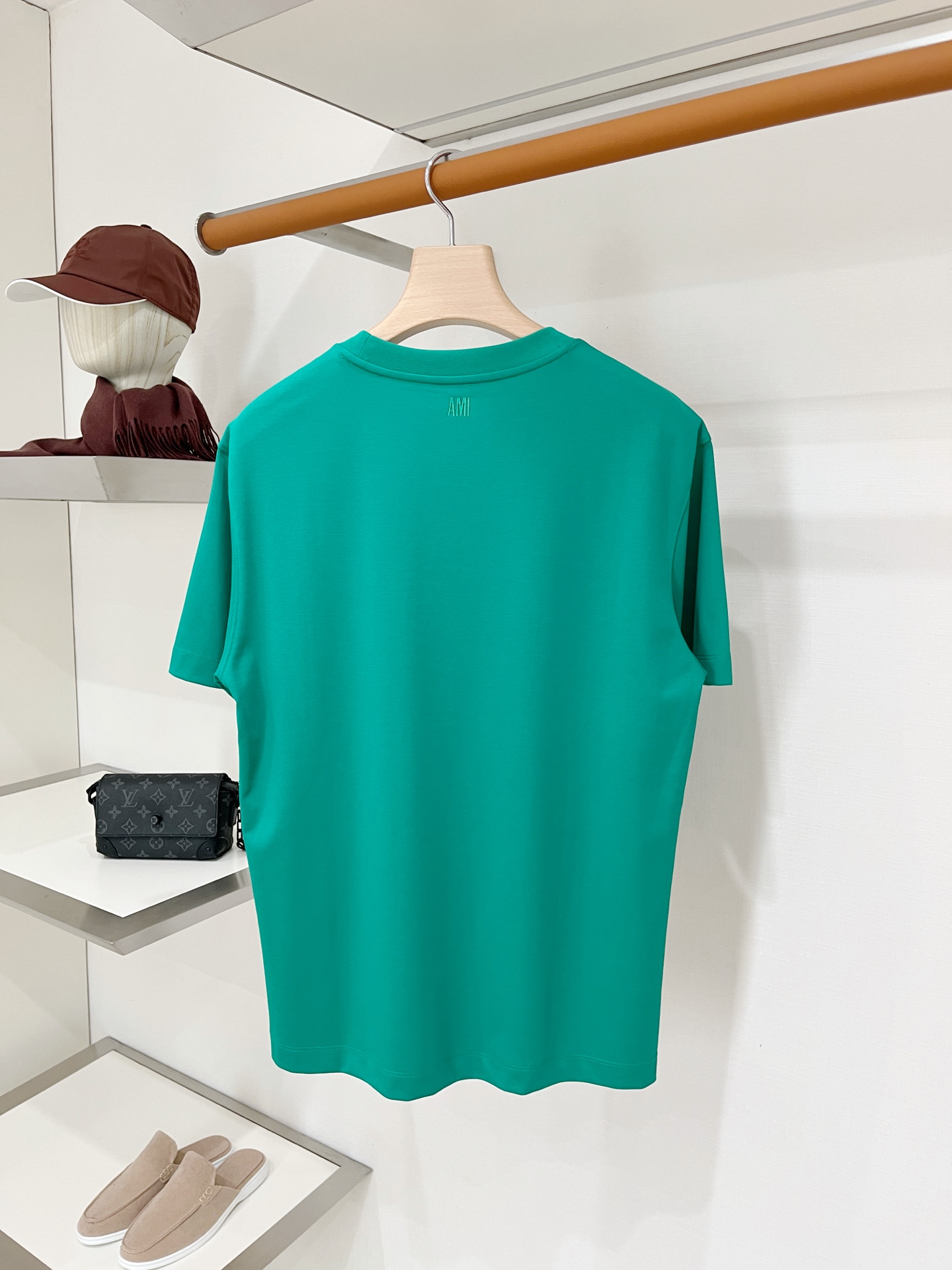 short sleeves