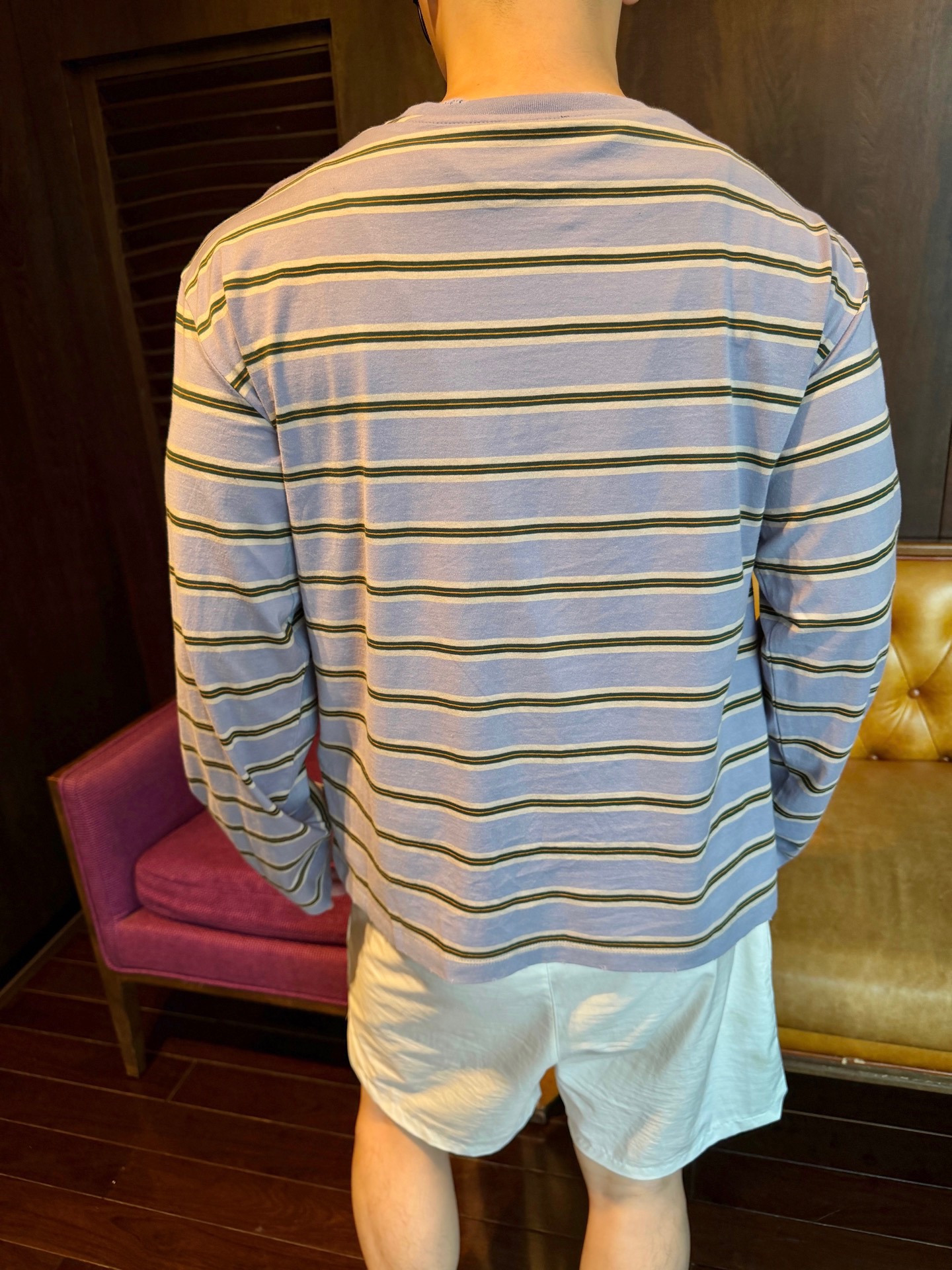 short sleeves