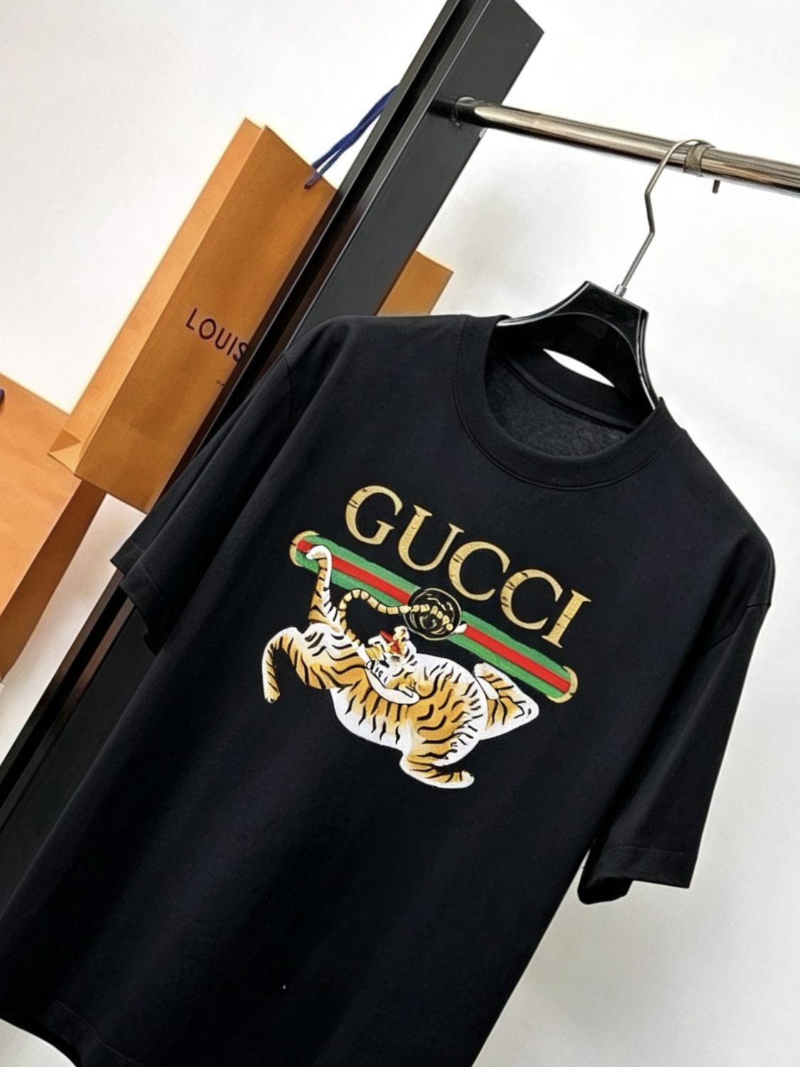 short sleeves