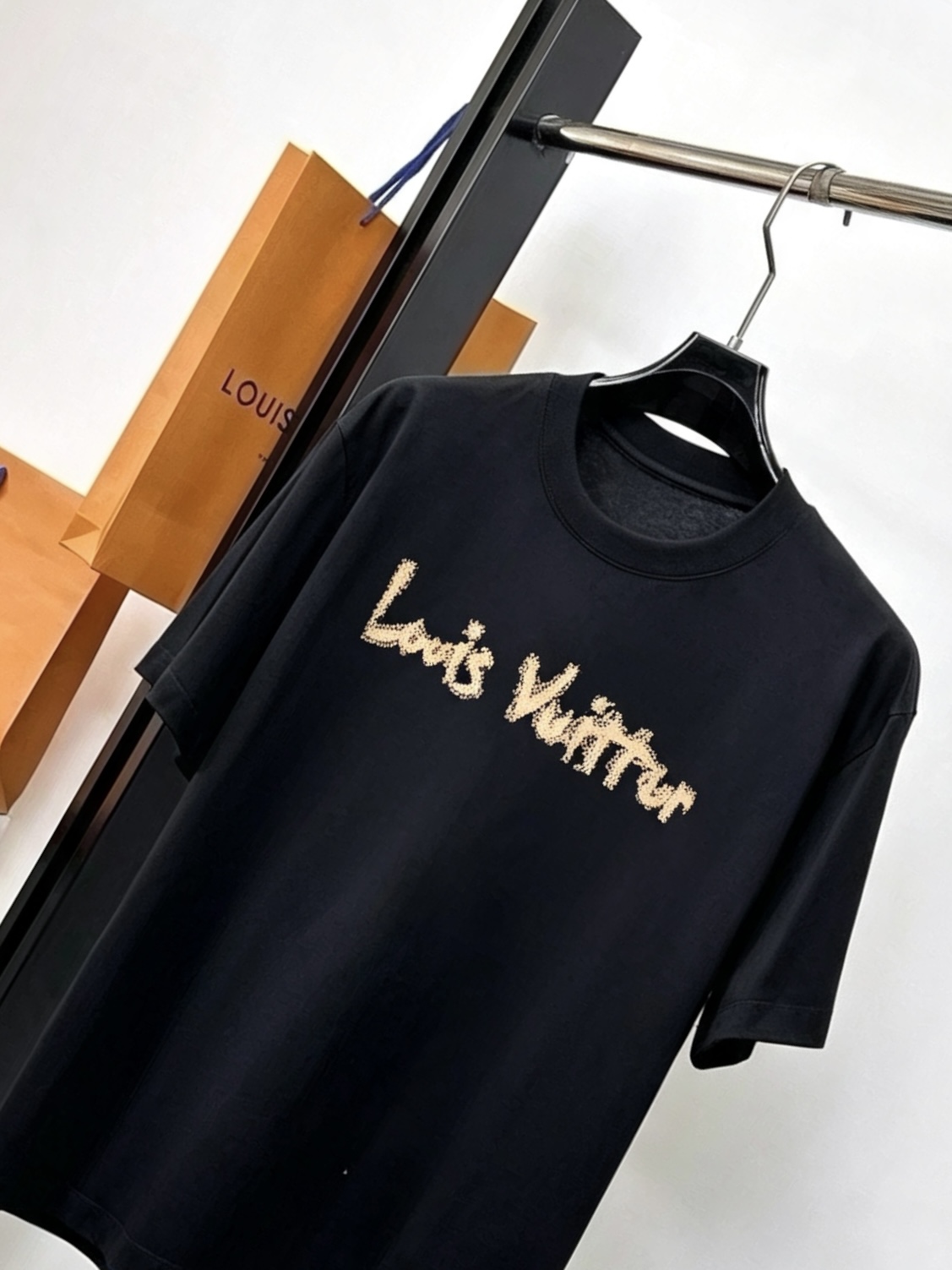 short sleeves