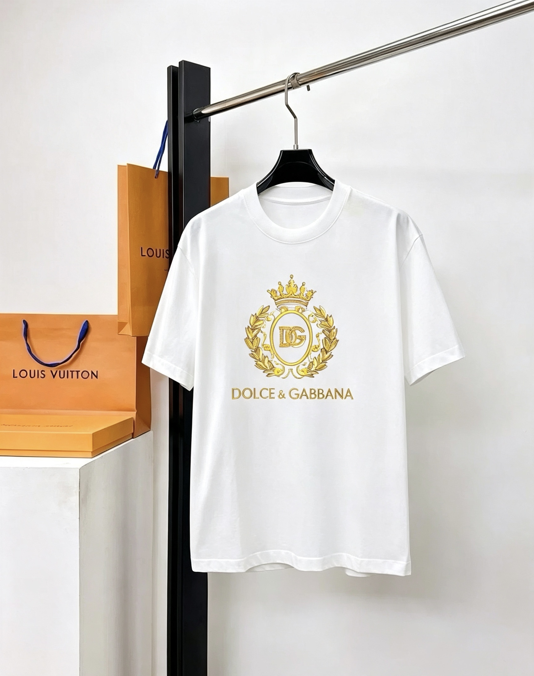 short sleeves