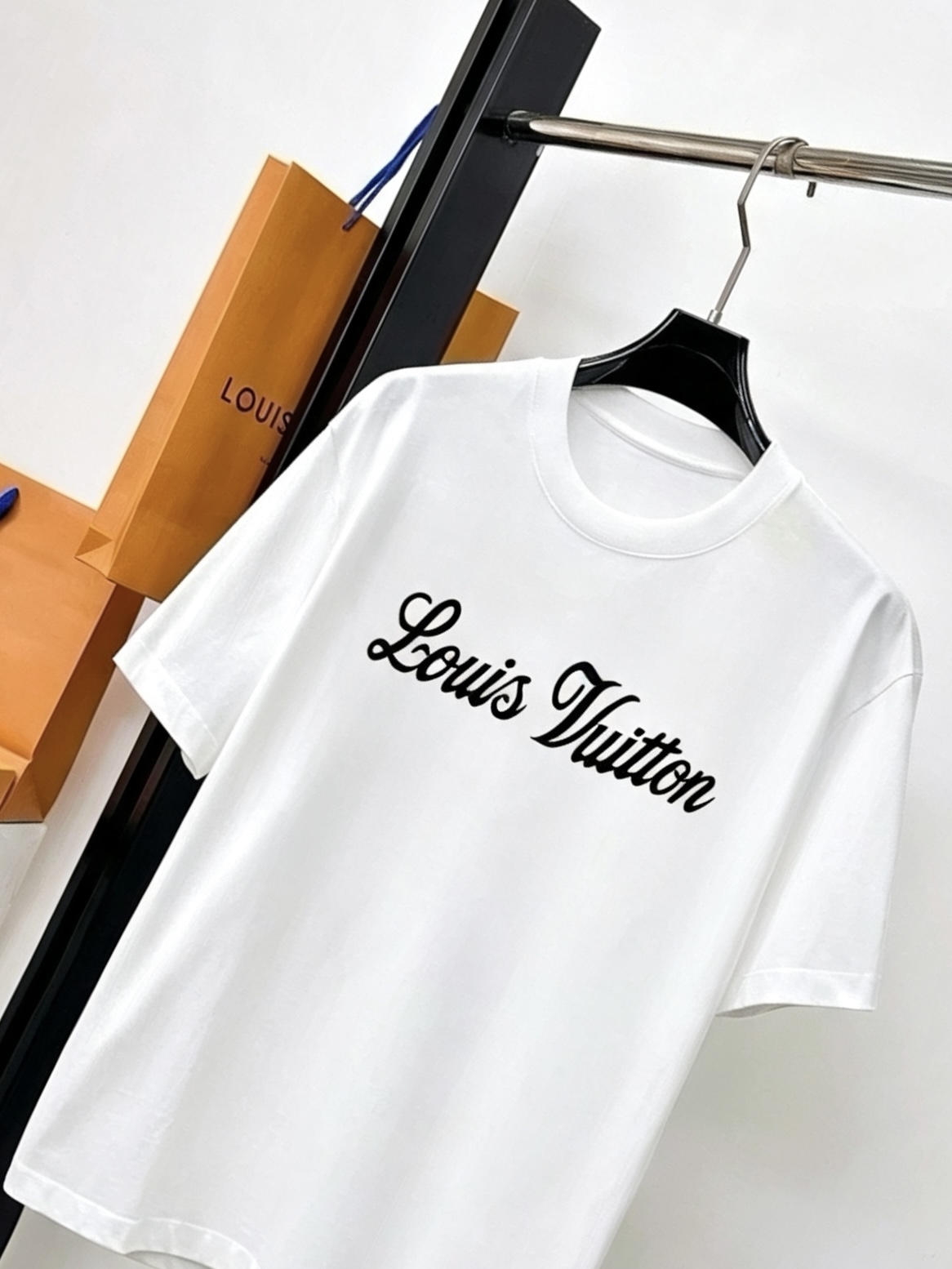 short sleeves
