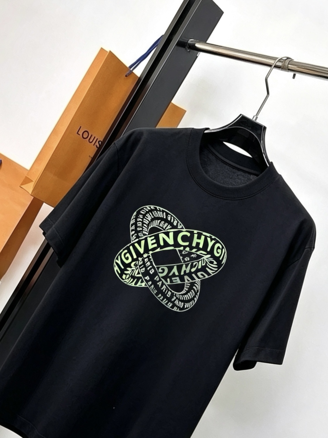 short sleeves