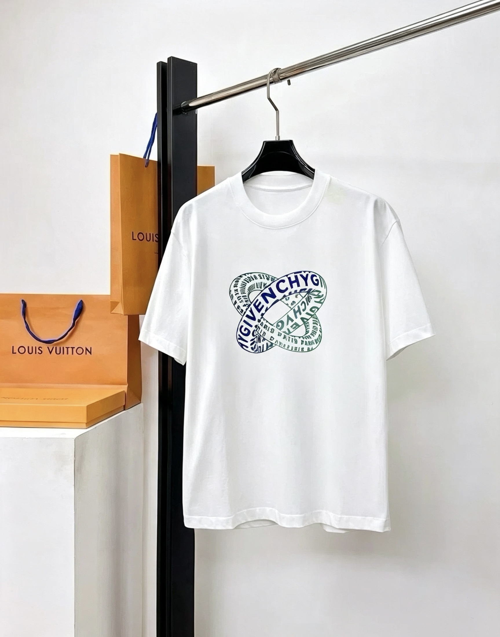 short sleeves