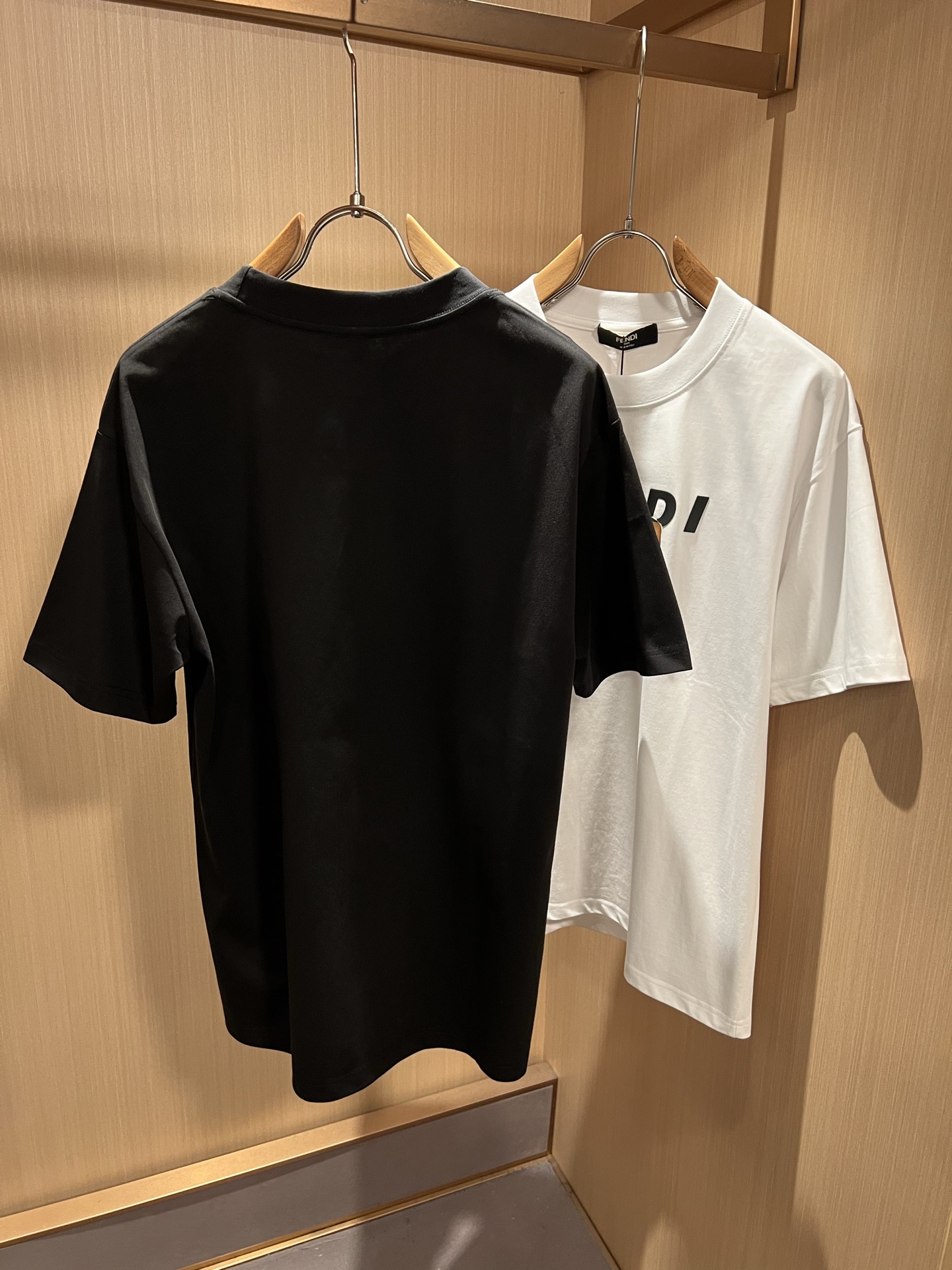 short sleeves