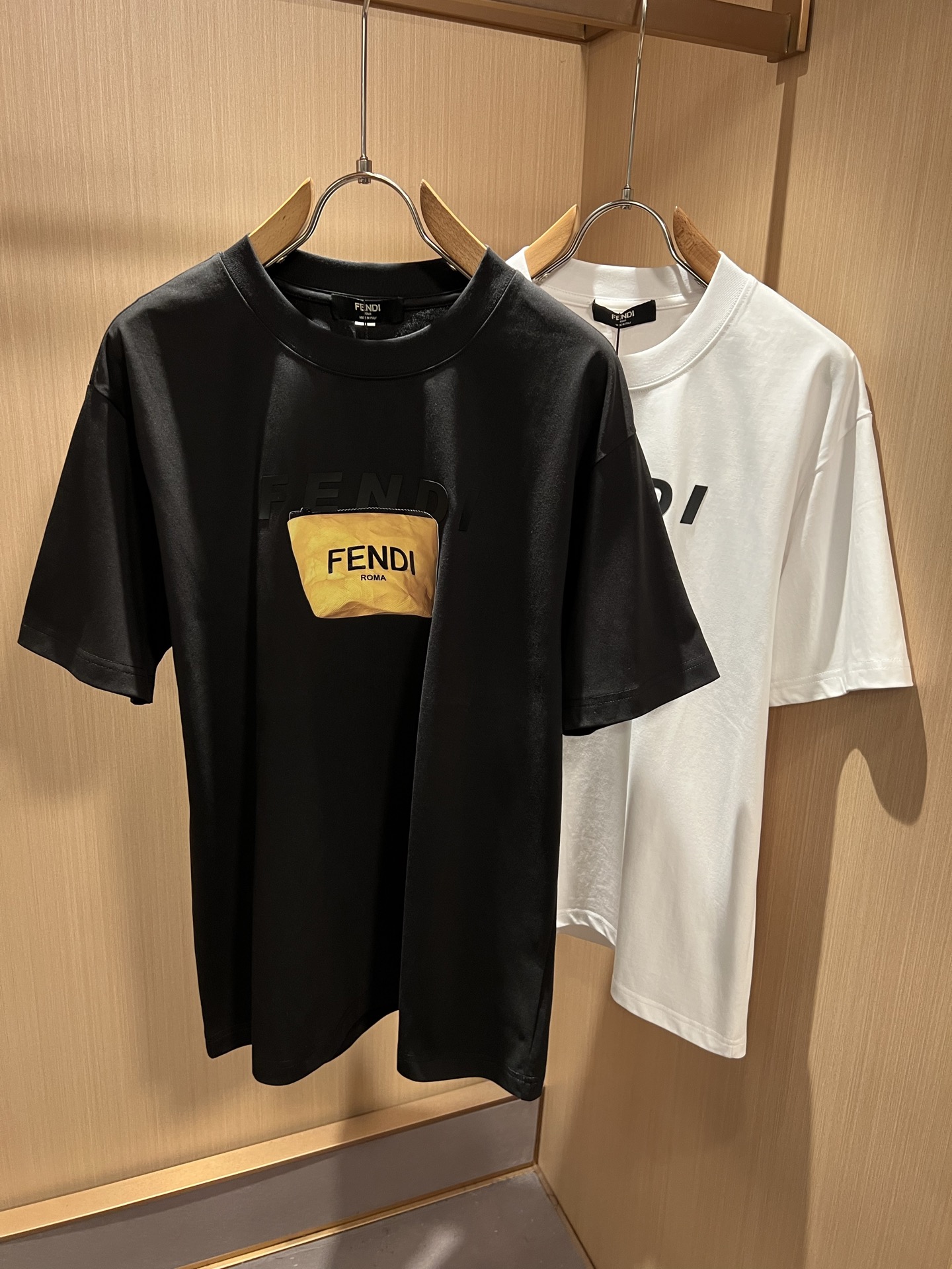 short sleeves