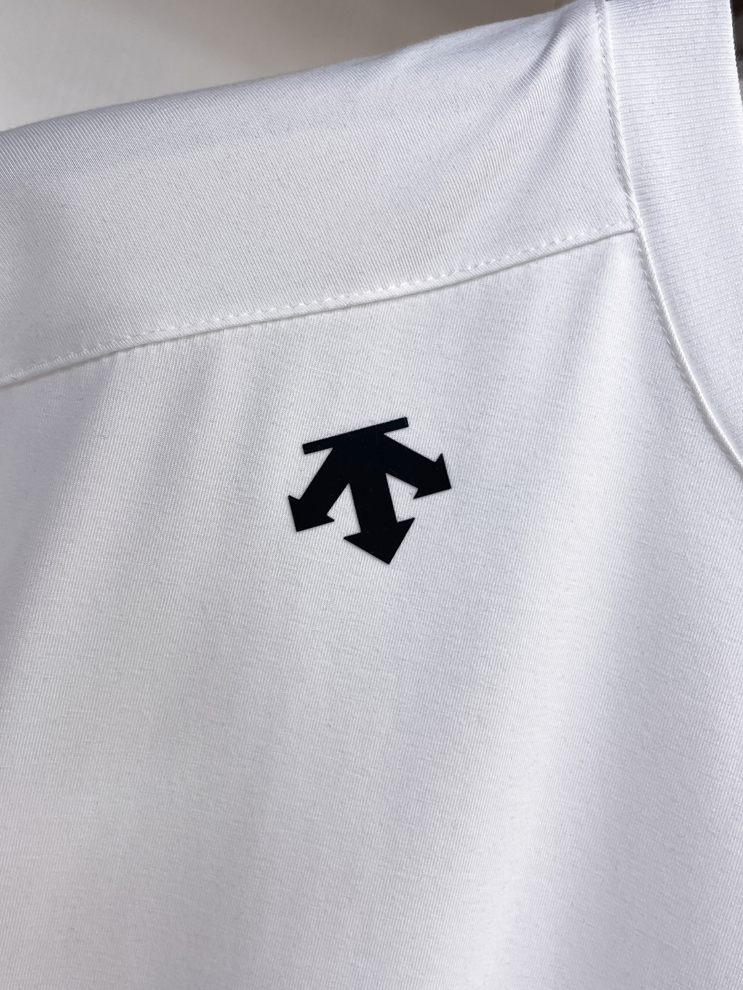 short sleeves