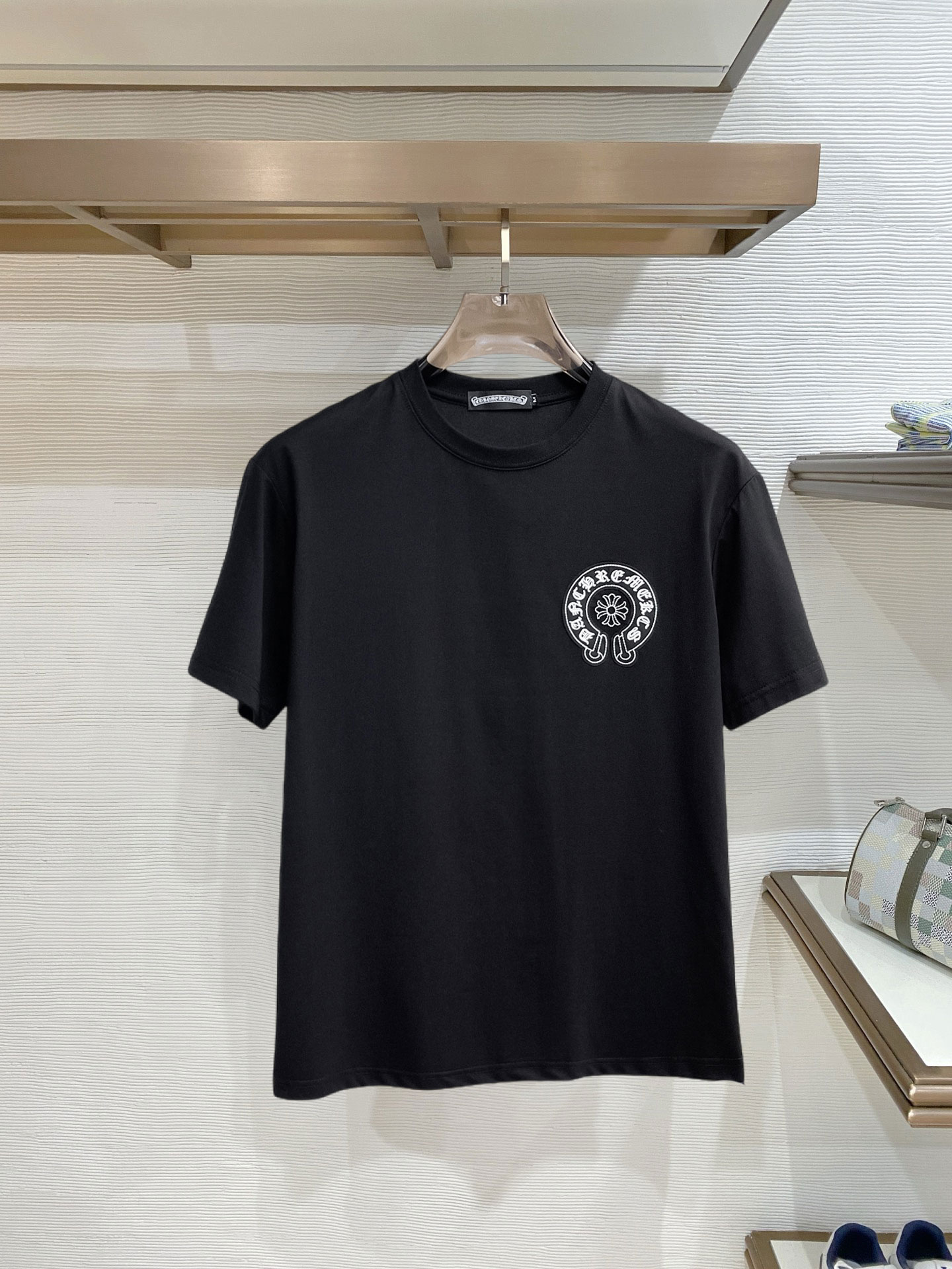 short sleeves
