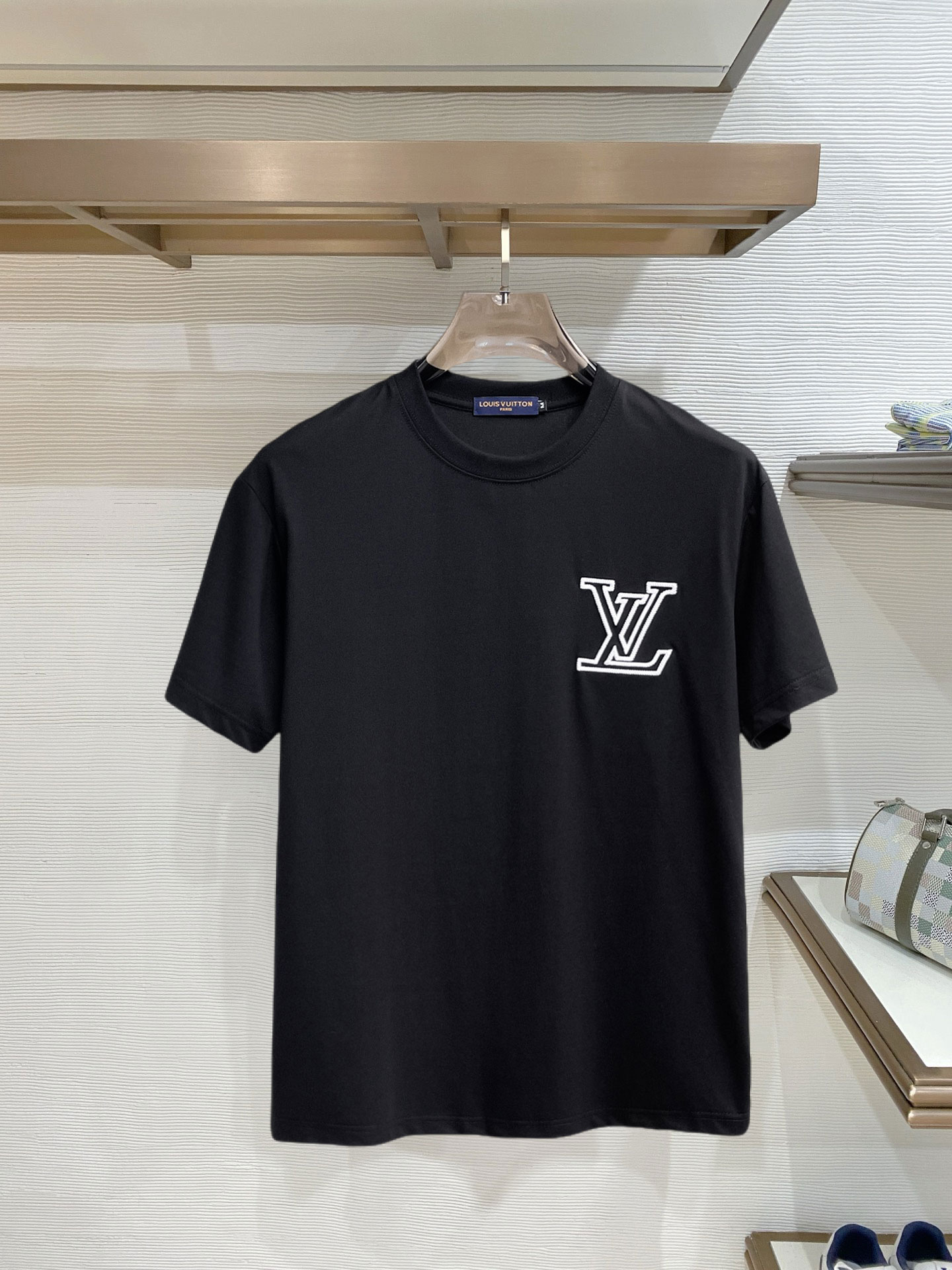 short sleeves