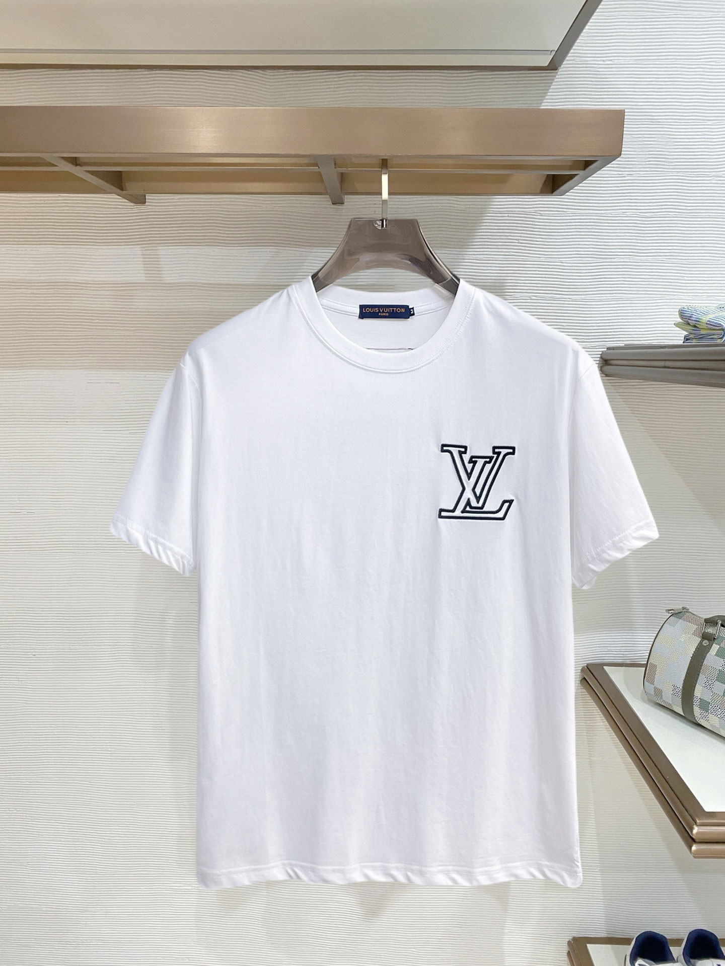 short sleeves