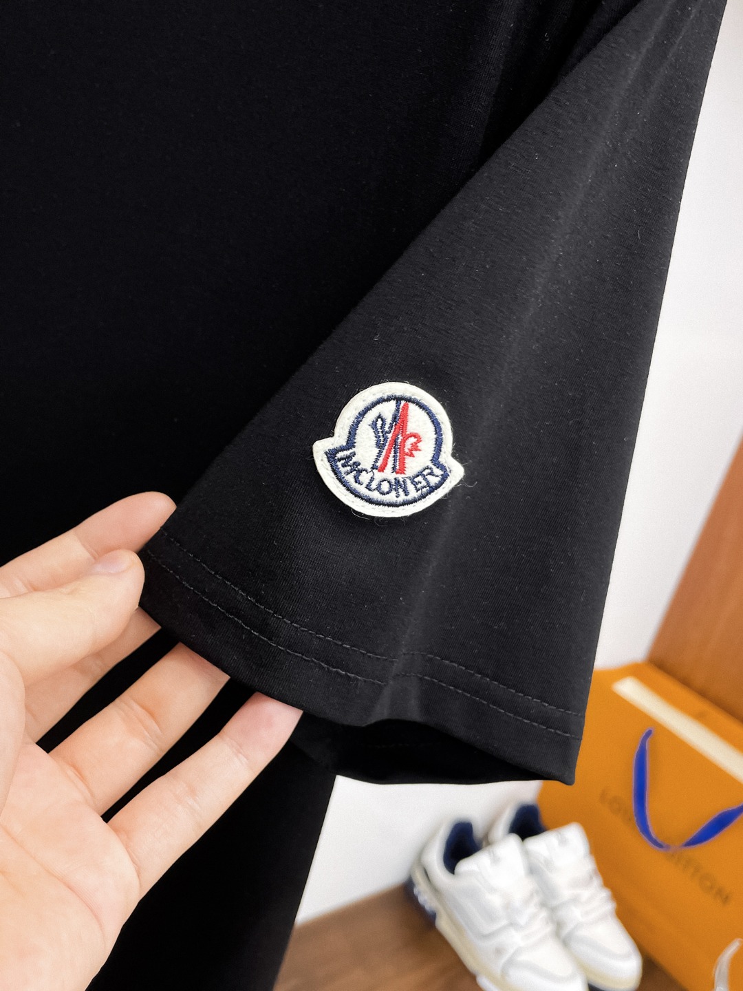 short sleeves