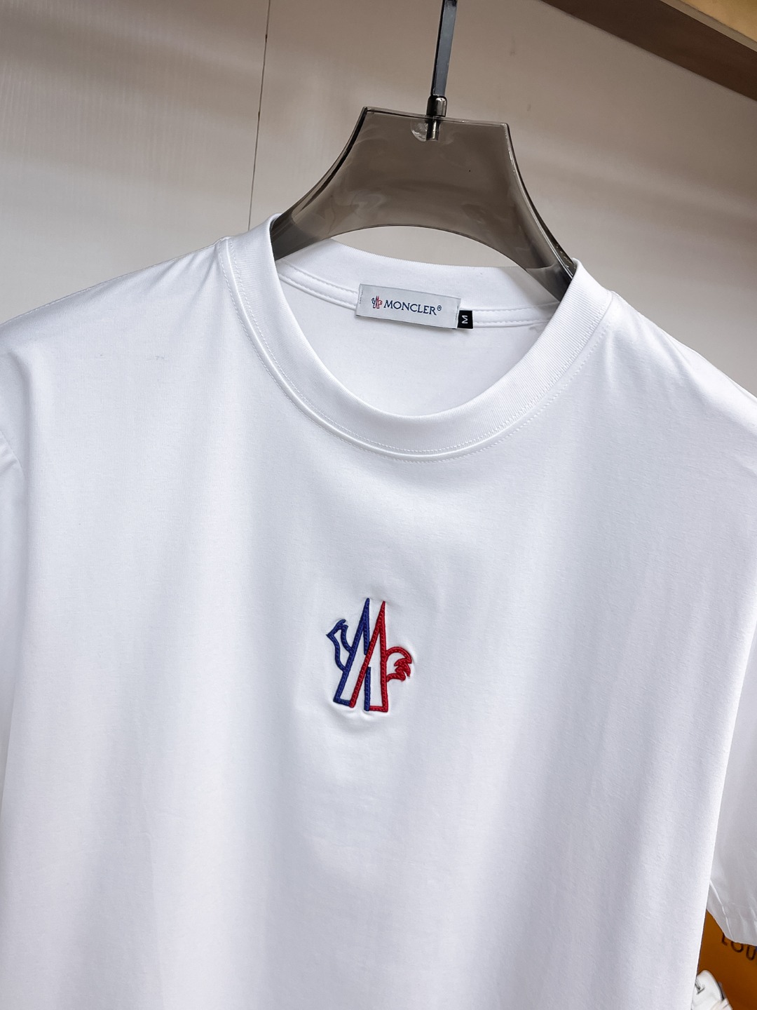 short sleeves