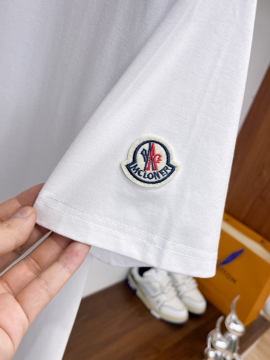 short sleeves