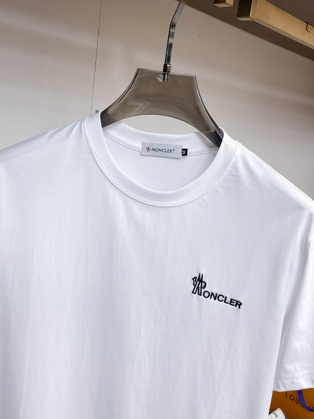 short sleeves