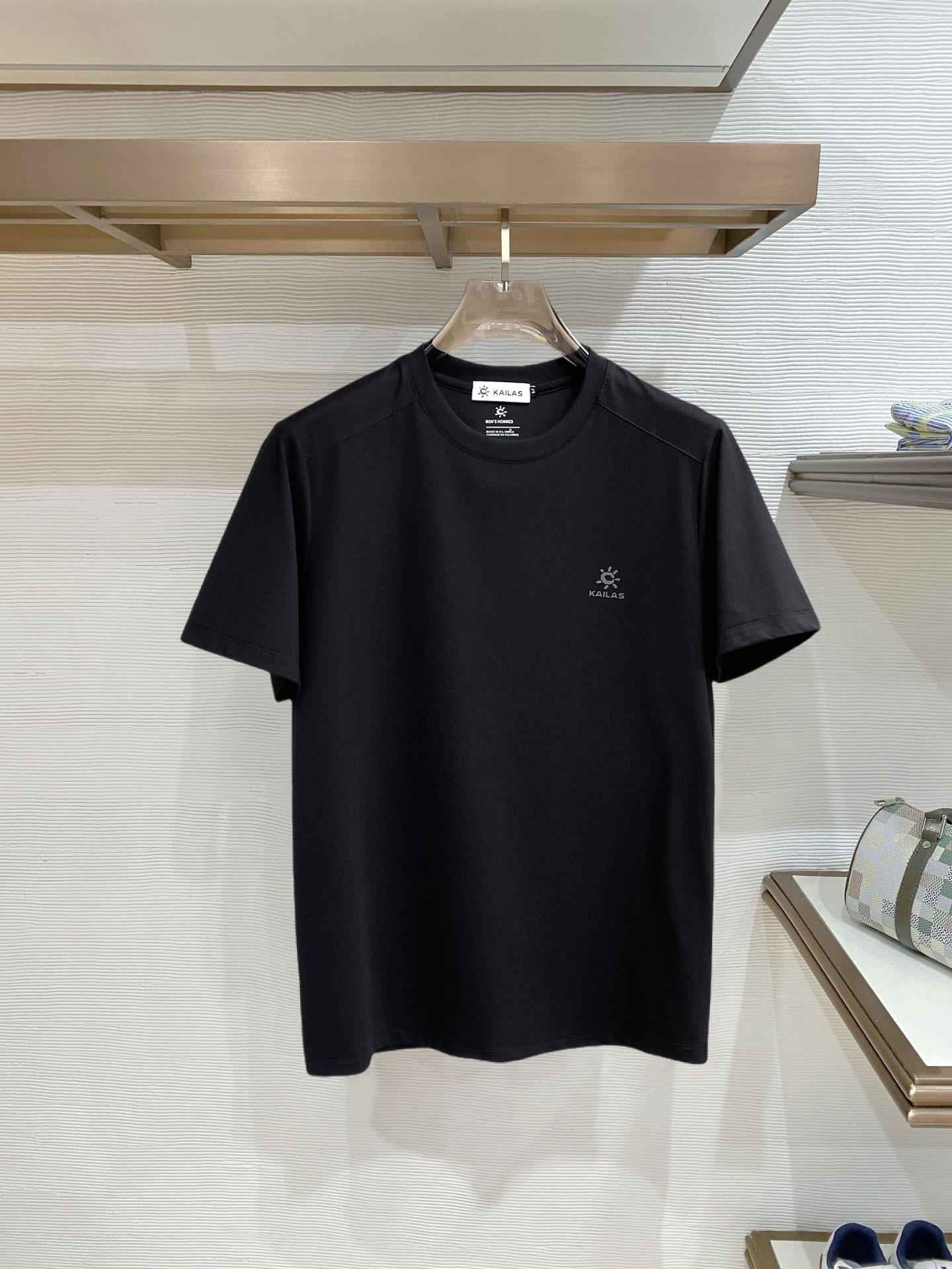 short sleeves