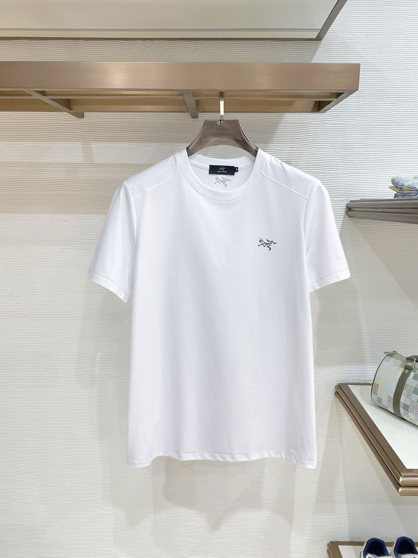 short sleeves