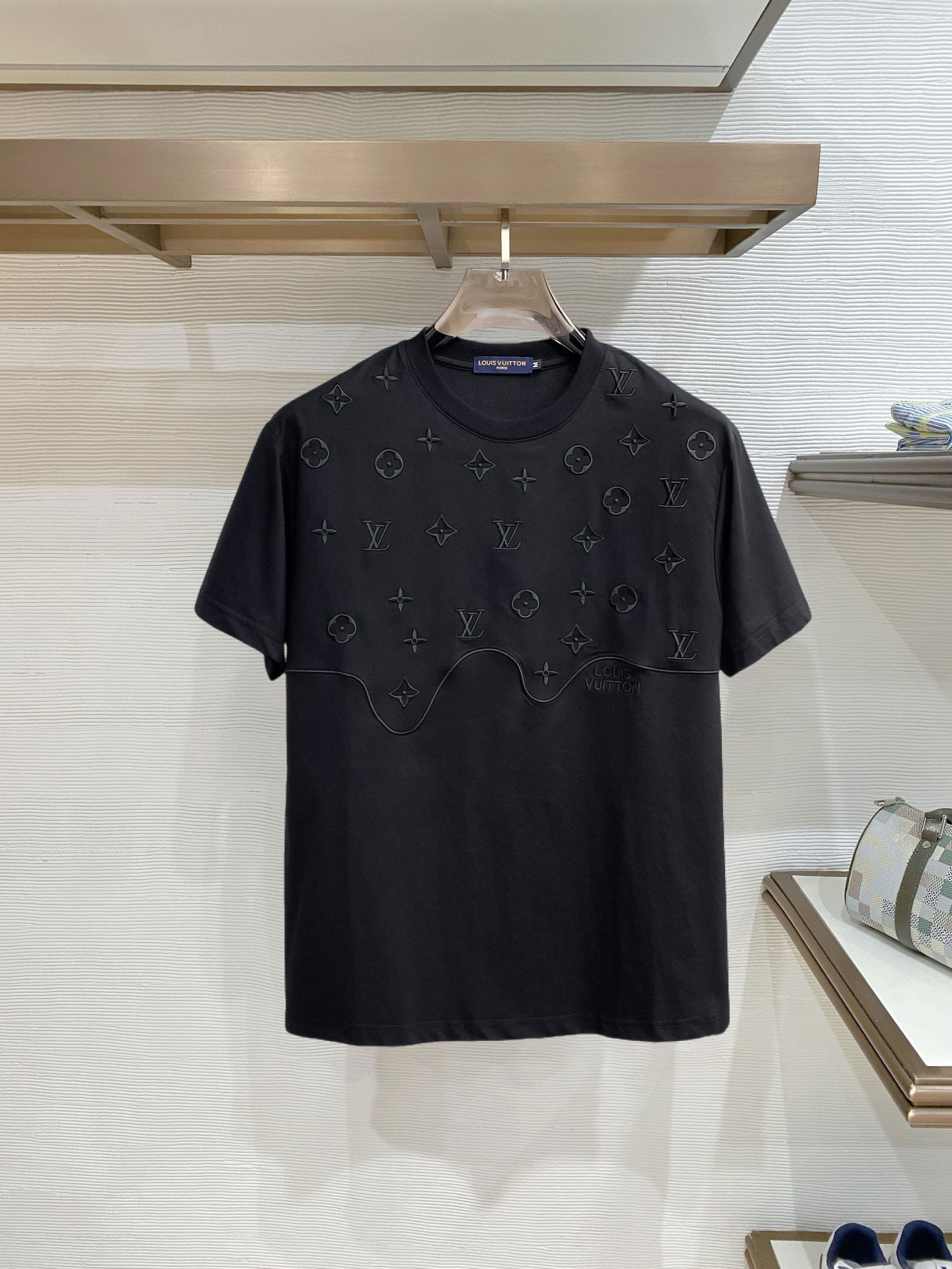 short sleeves
