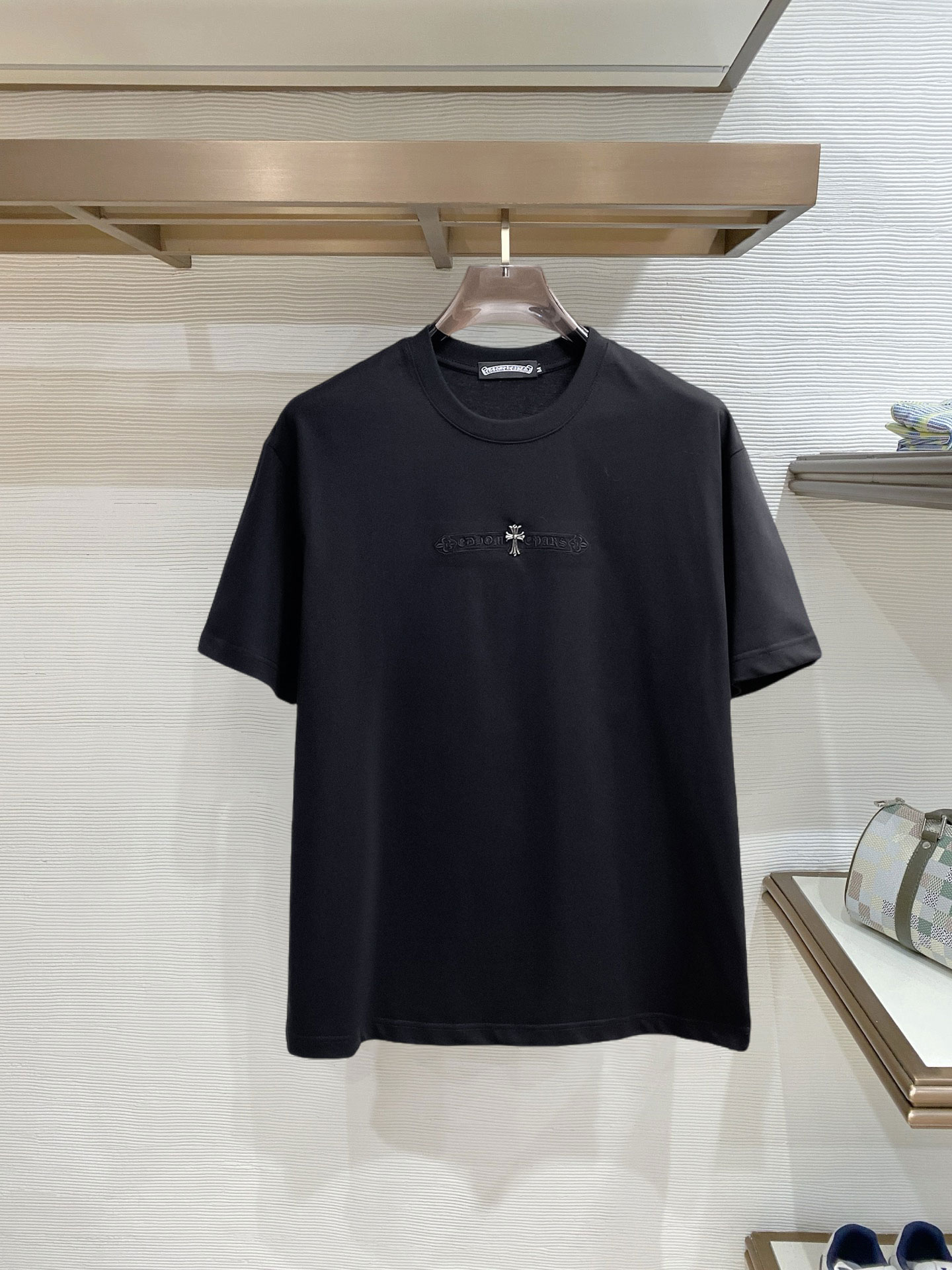 short sleeves