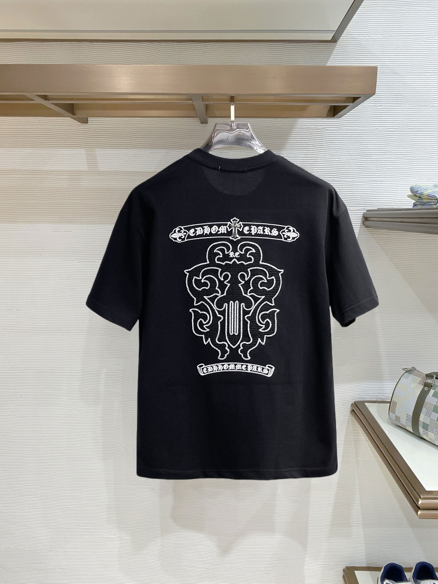 short sleeves