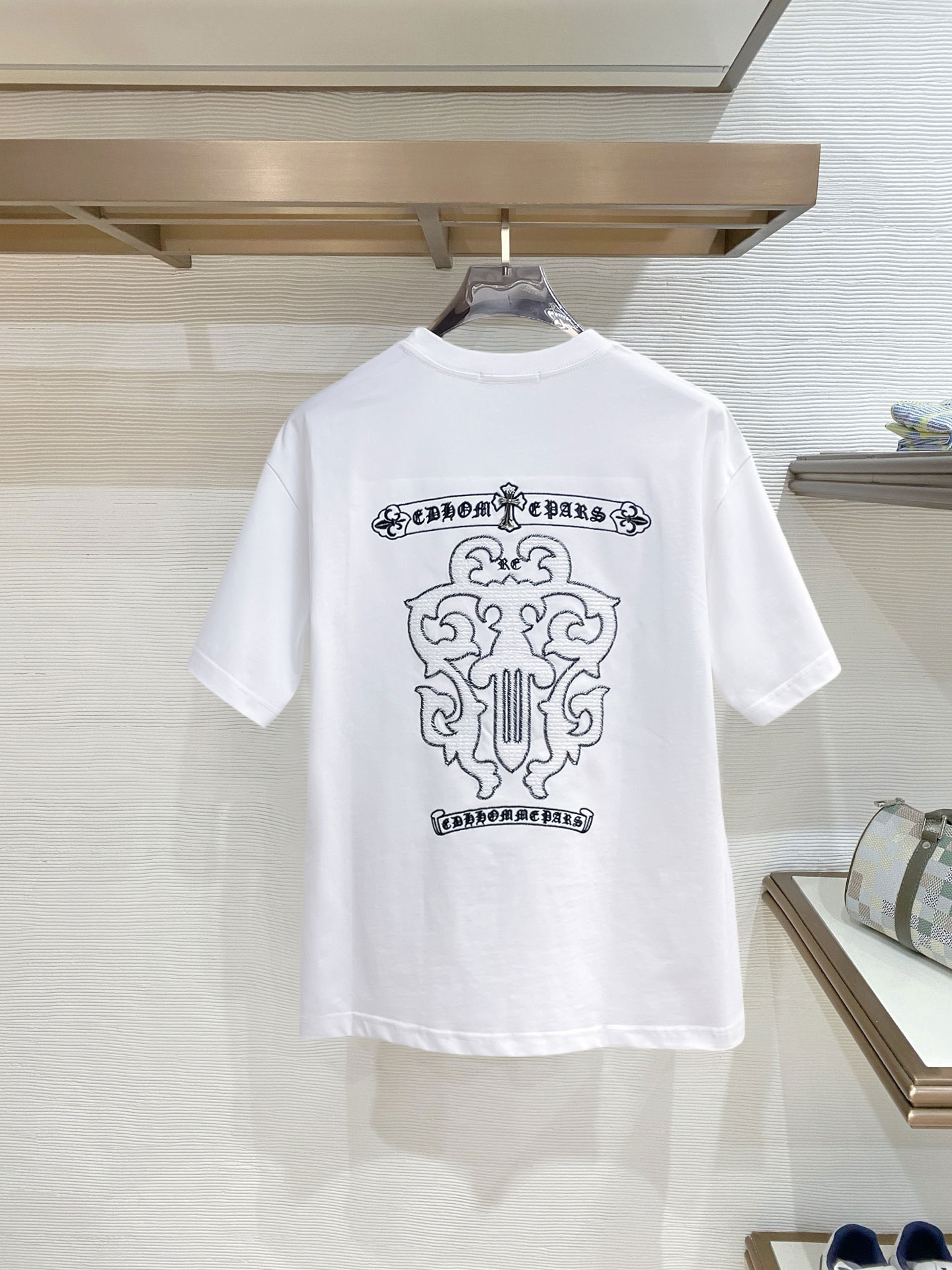 short sleeves
