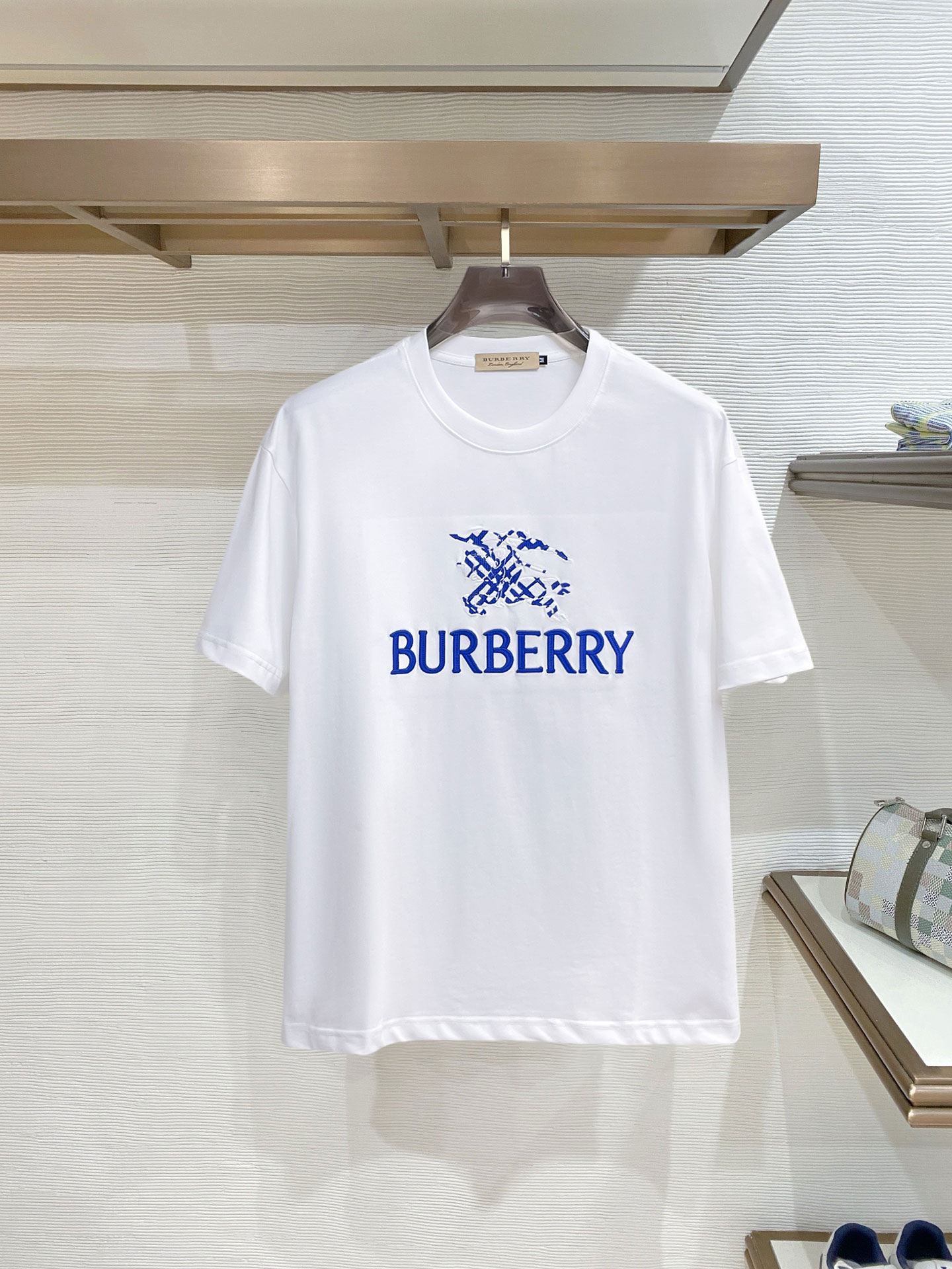 short sleeves