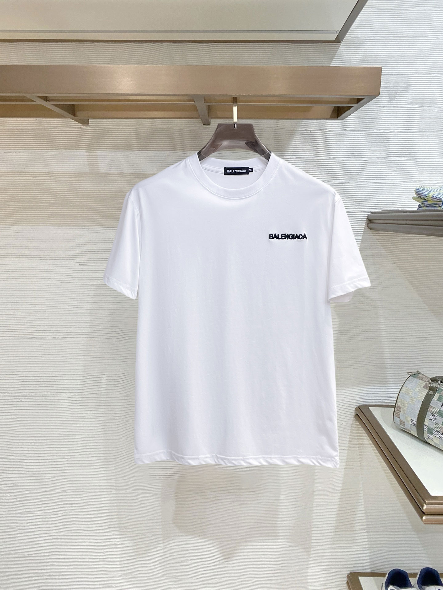 short sleeves