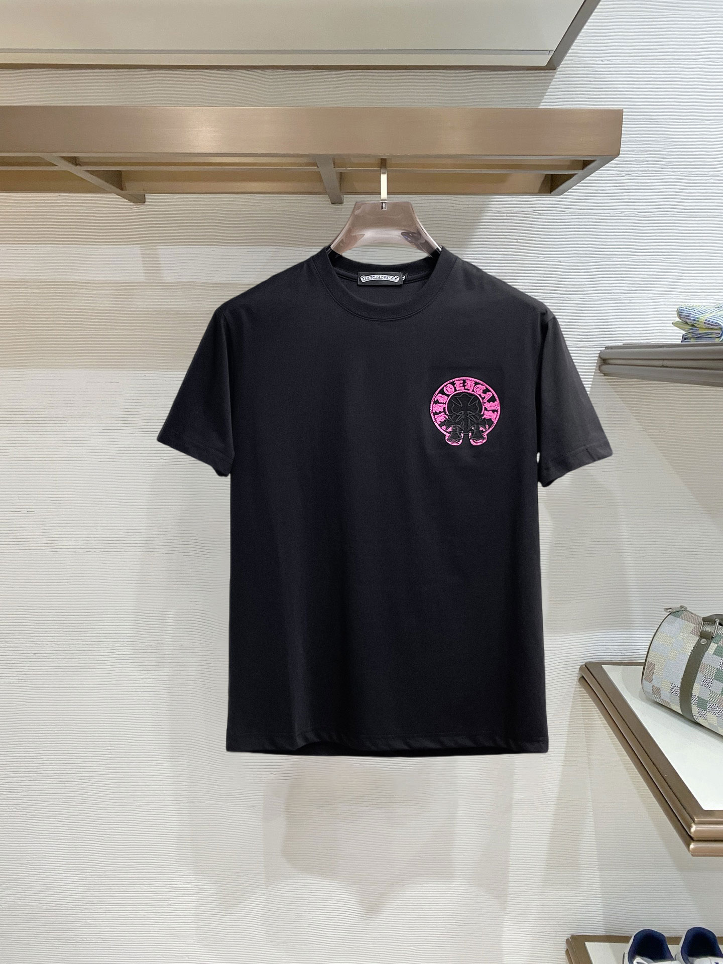 short sleeves