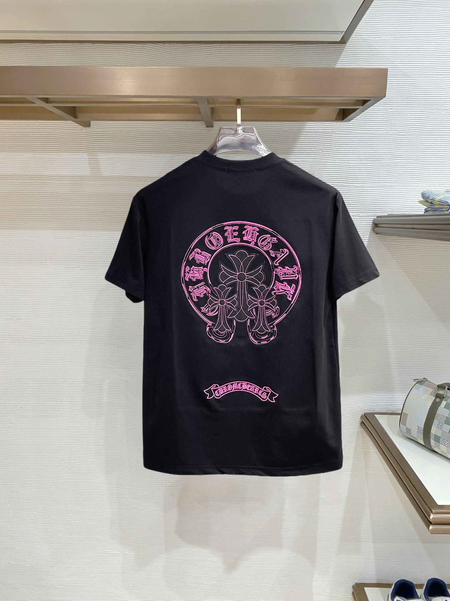 short sleeves