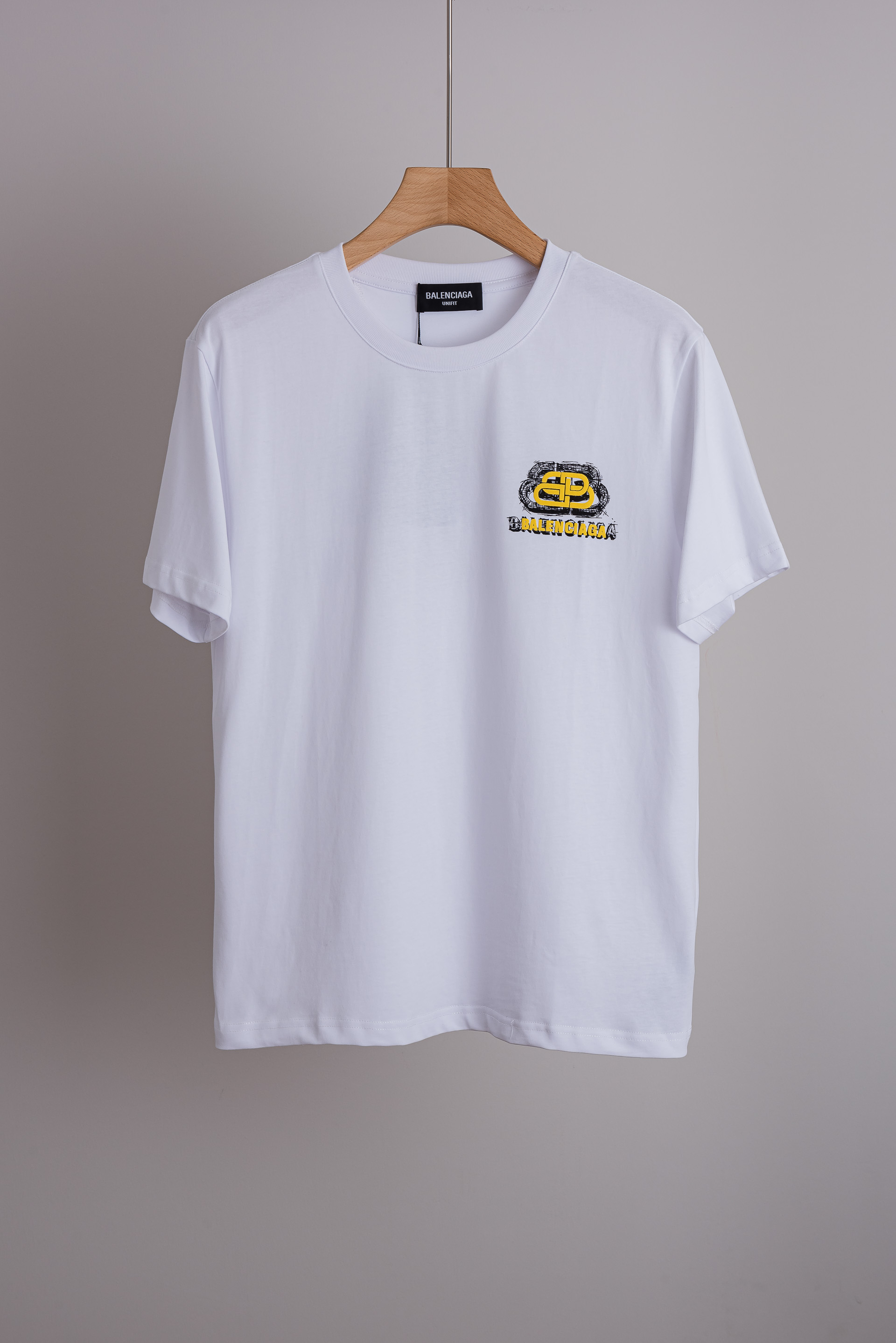 short sleeves