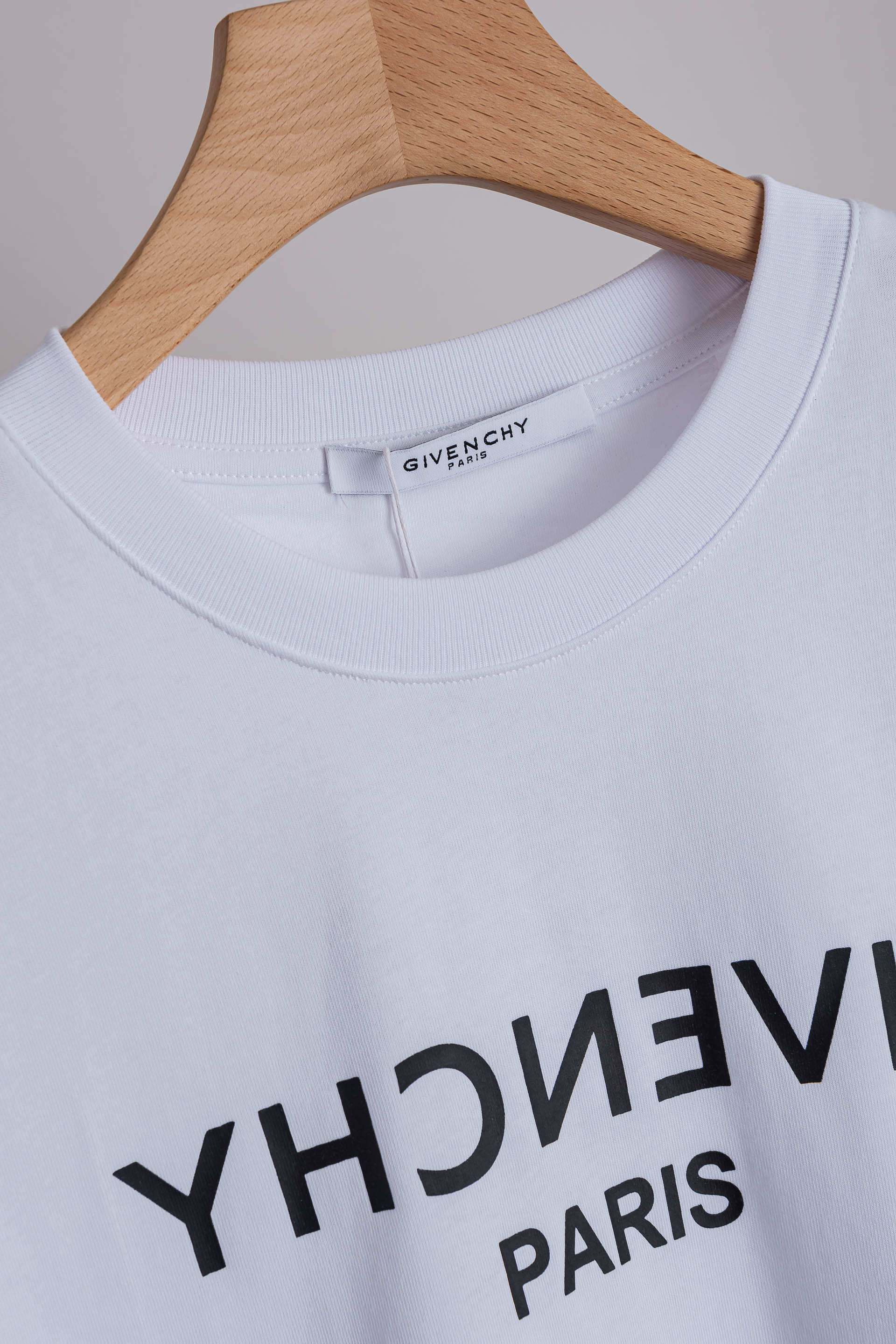 short sleeves