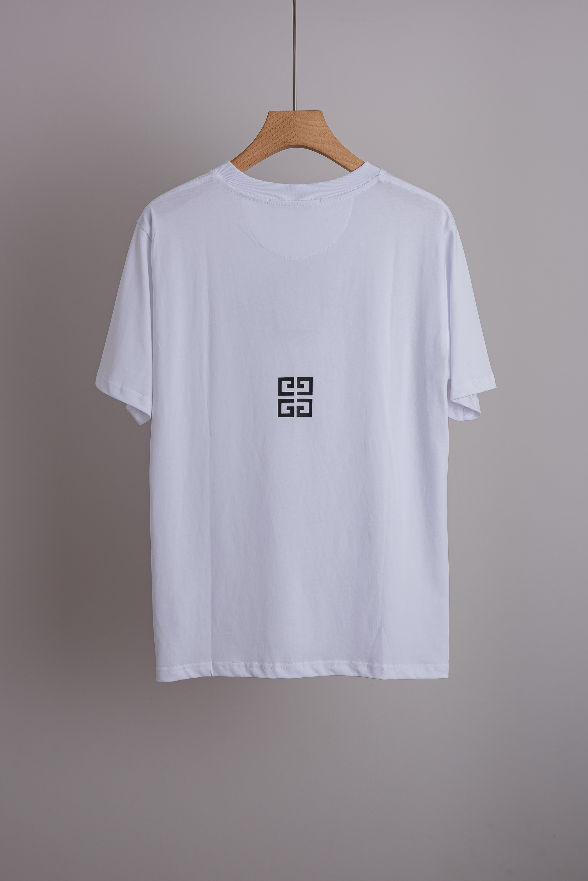 short sleeves