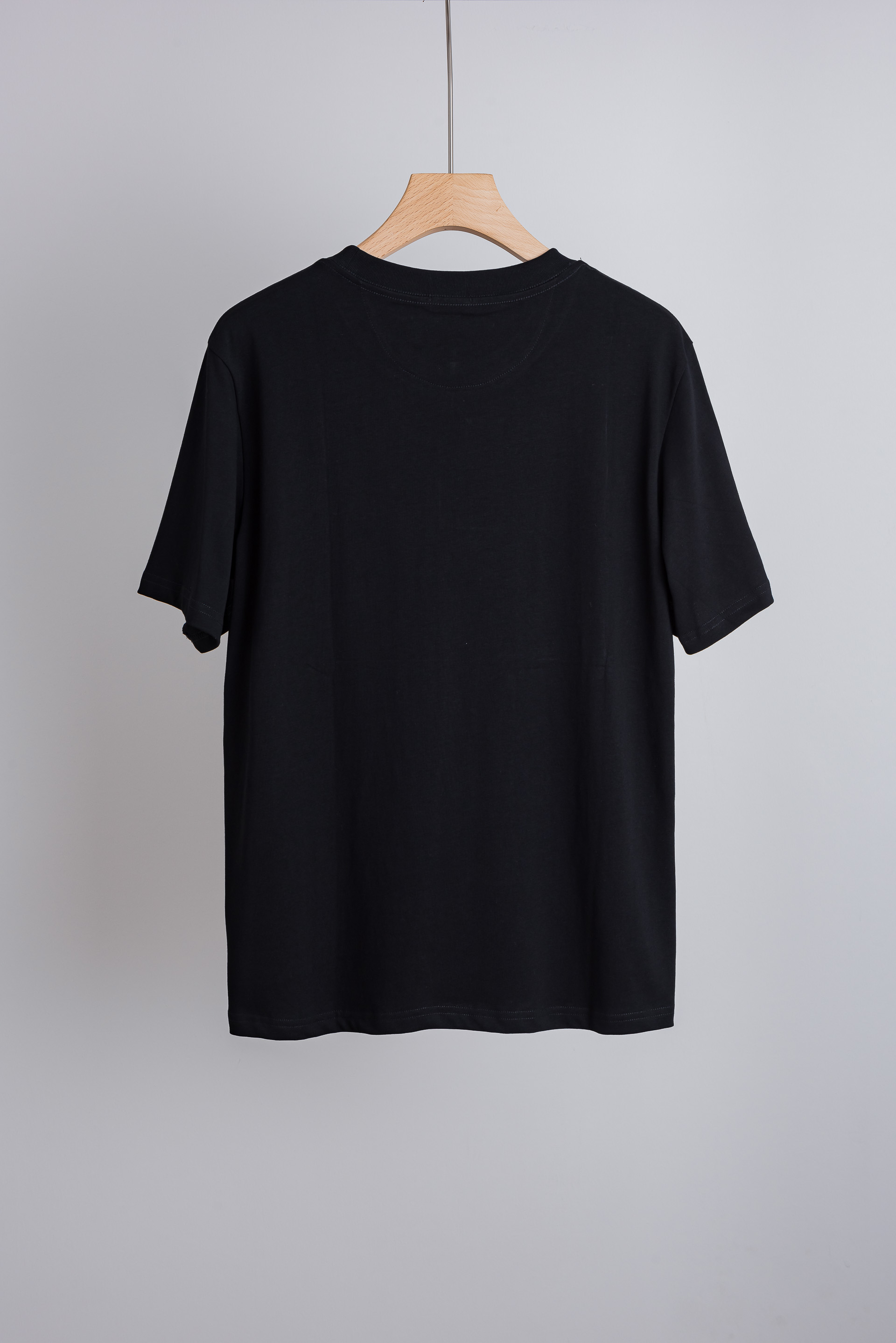 short sleeves