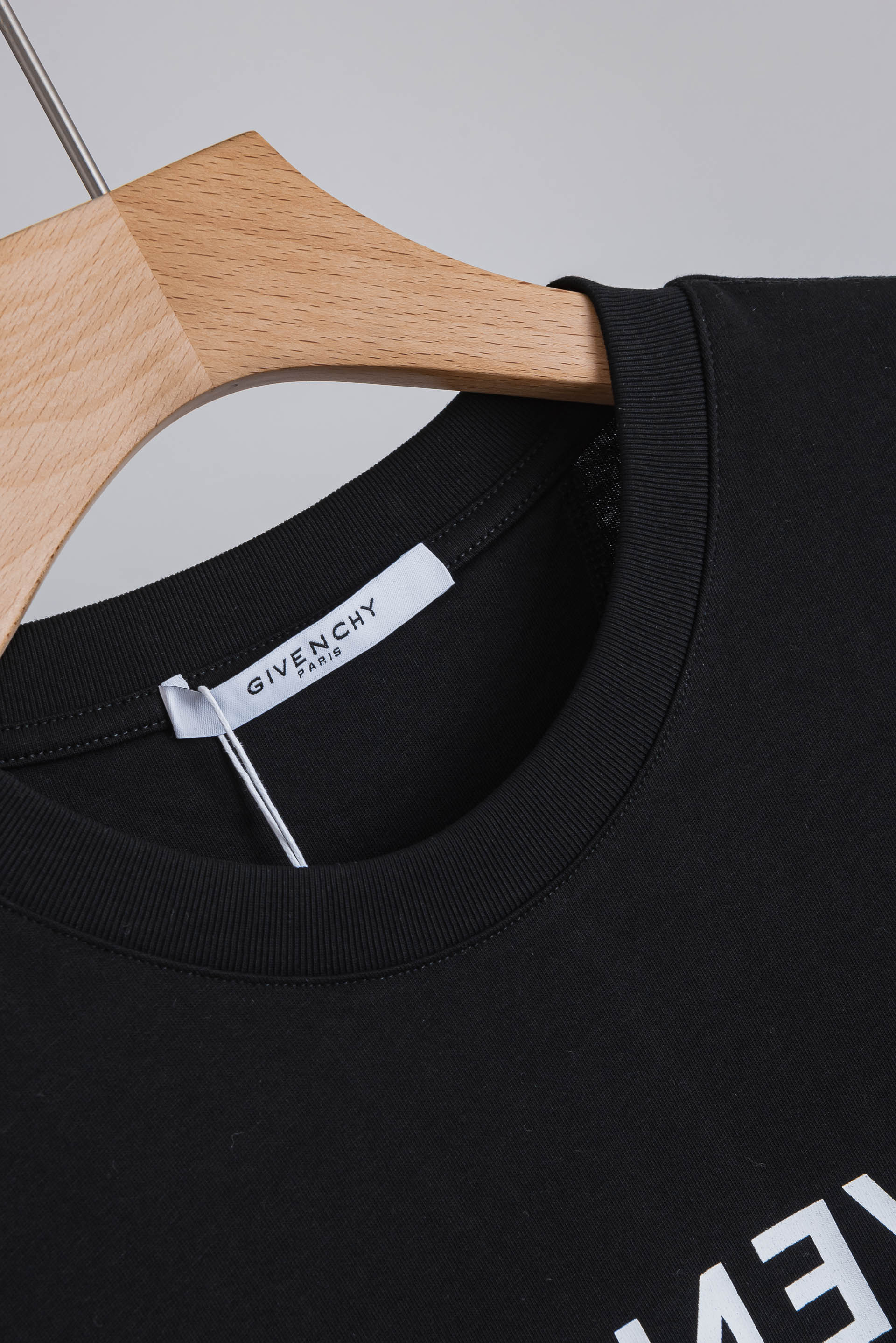 short sleeves