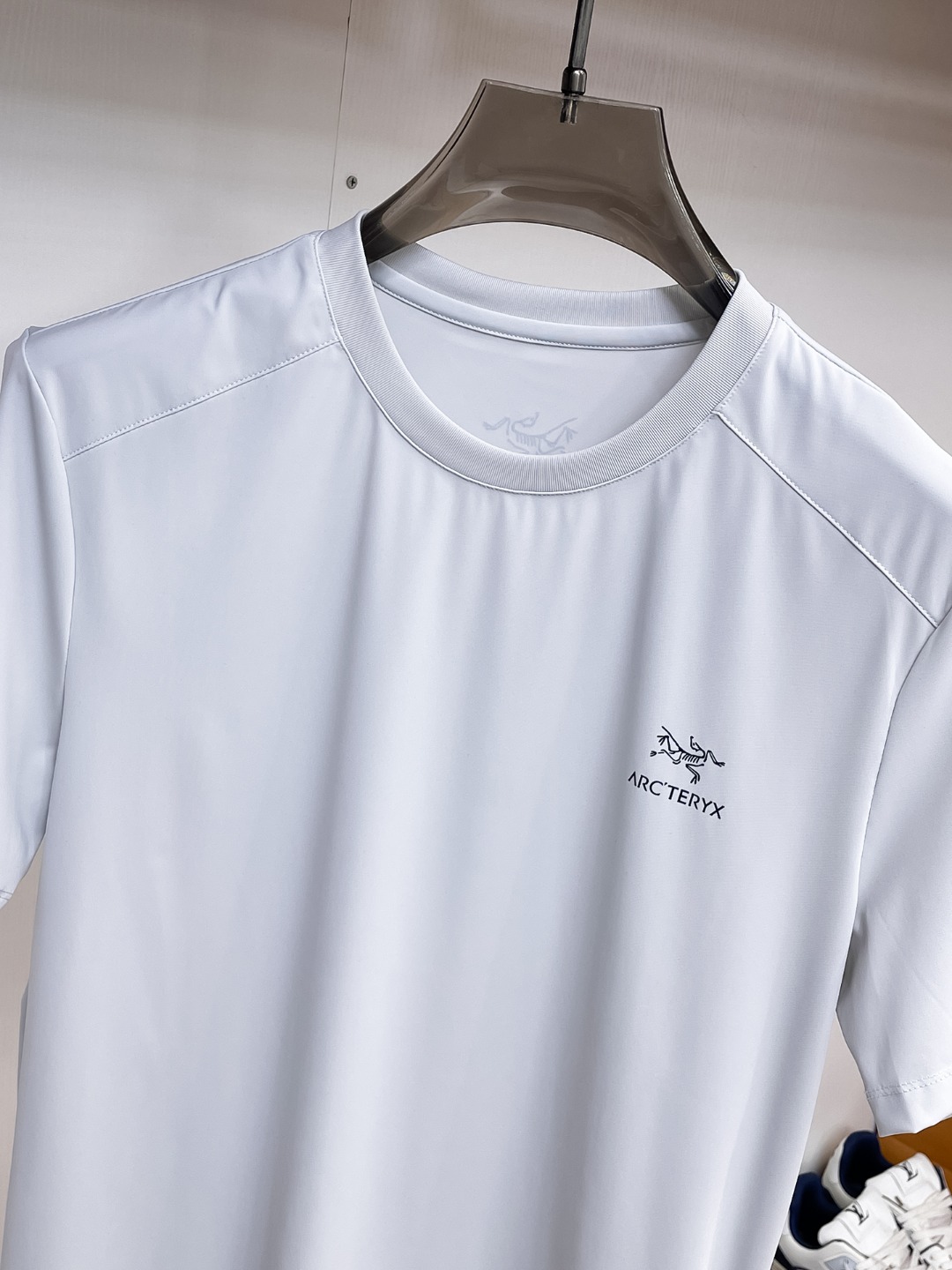 short sleeves
