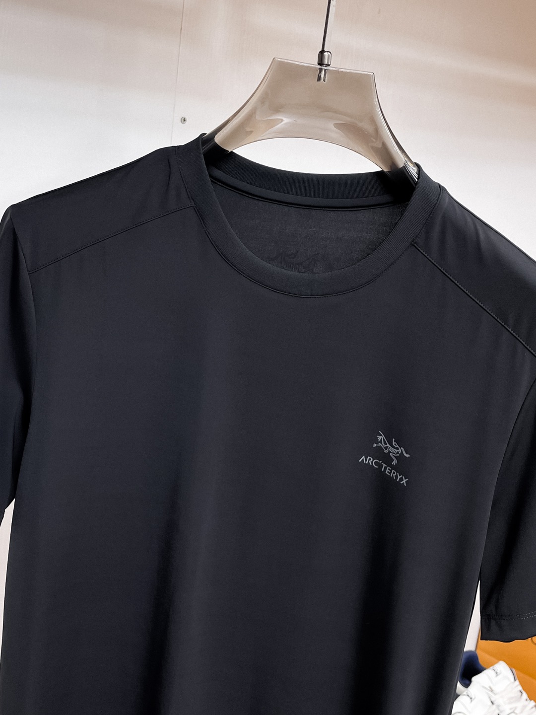 short sleeves